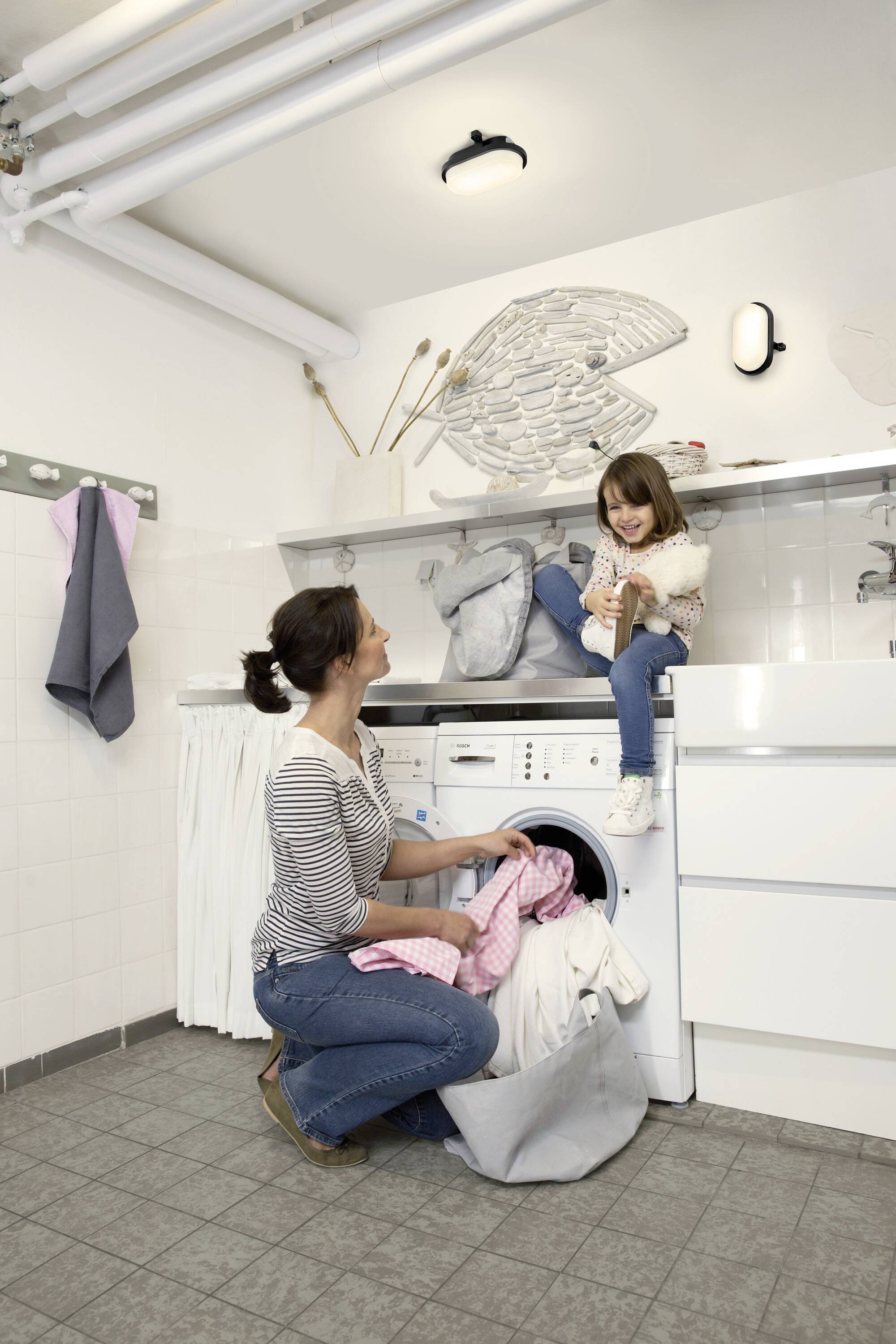 OSRAM HOMELIGHTING Bulkhead CCT CCT Black 4058075845541 Deckenleuchte, Wandleuchte 9 W, 7 W, 4W Schwarz