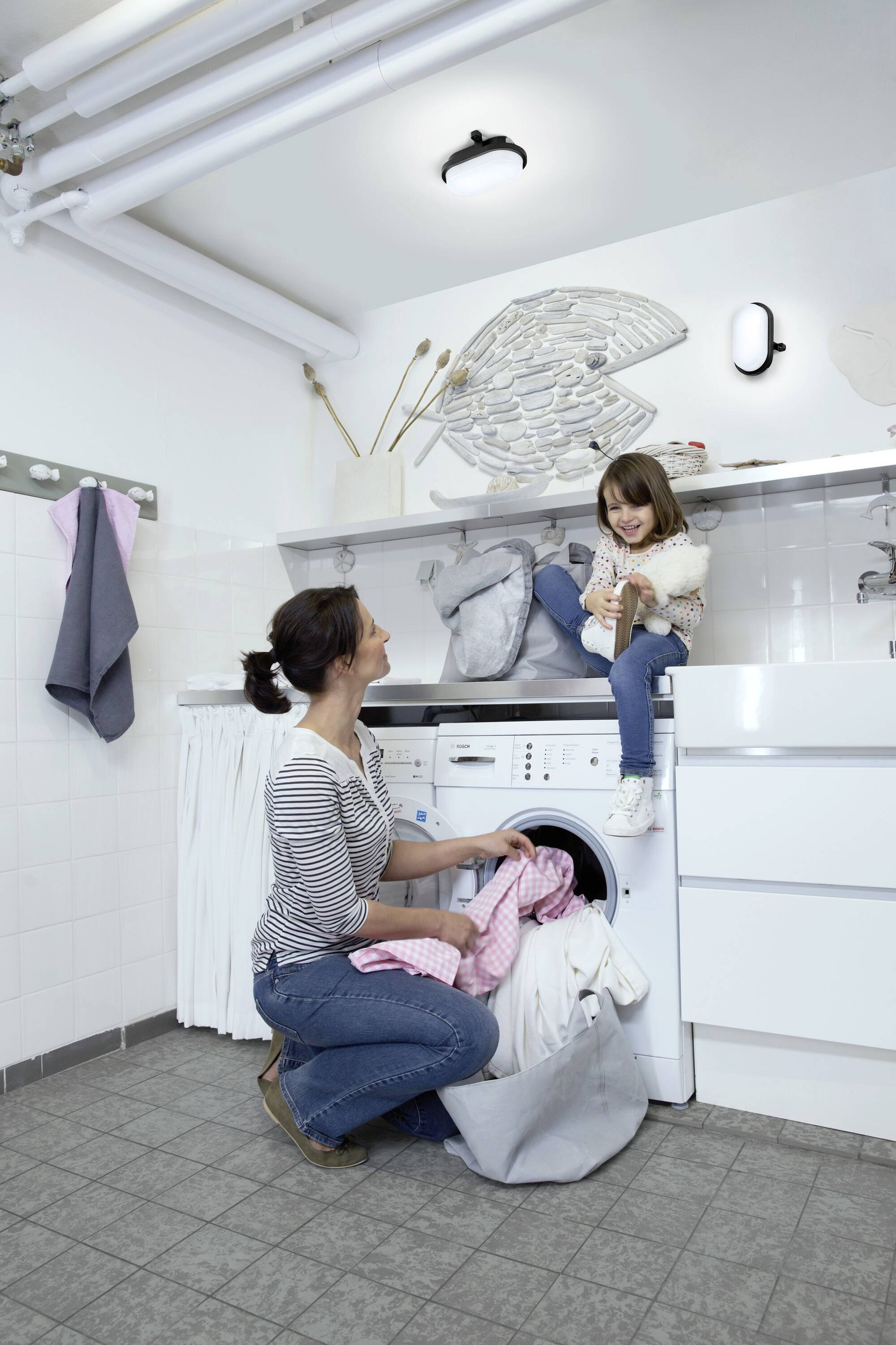 OSRAM HOMELIGHTING Bulkhead CCT CCT Black 4058075845541 Deckenleuchte, Wandleuchte 9 W, 7 W, 4 W Schwarz