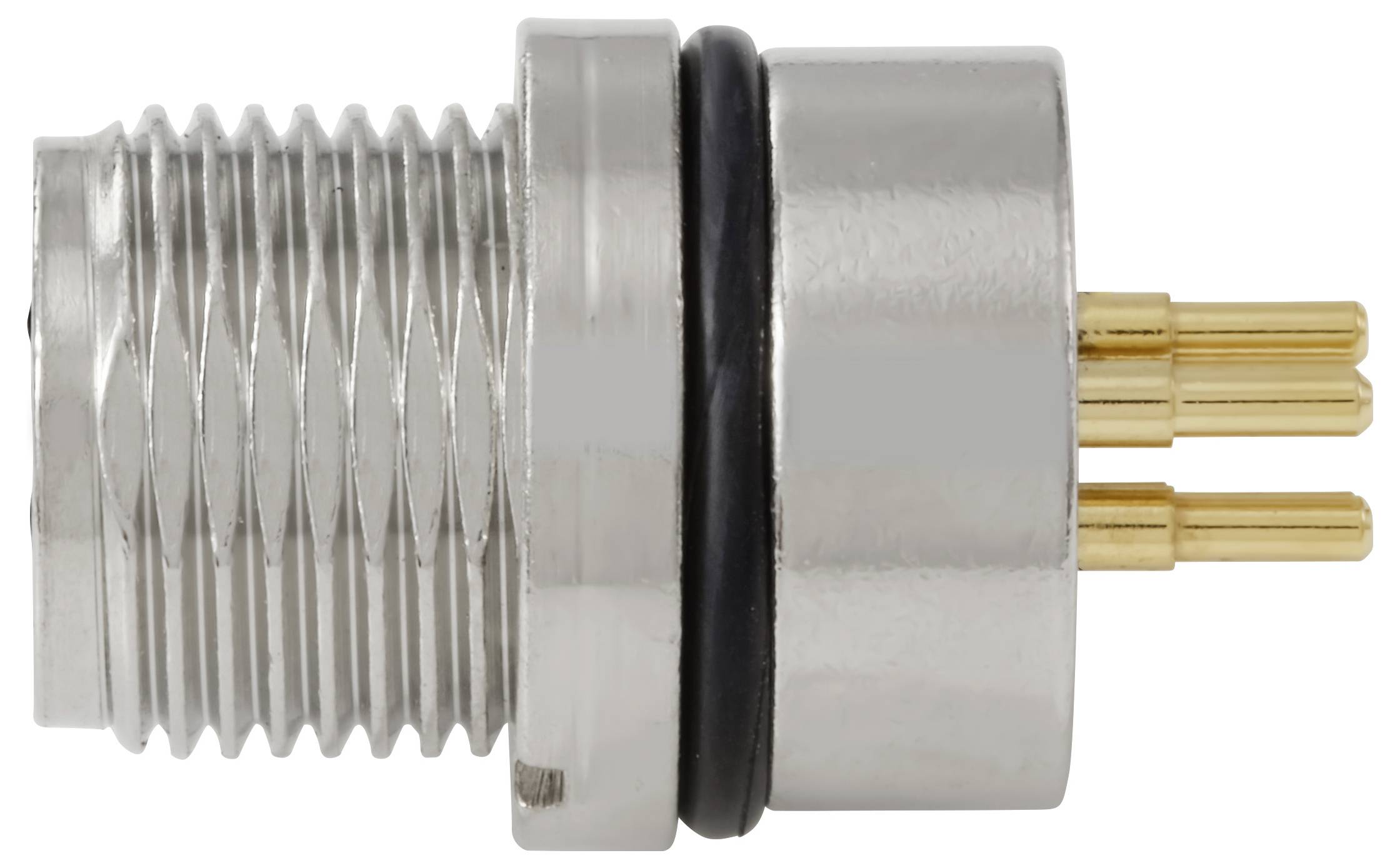 Ein silberner Metallverbinder mit drei goldenen Pins auf der rechten Seite, der für elektrische oder Datenverbindungen verwendet wird.