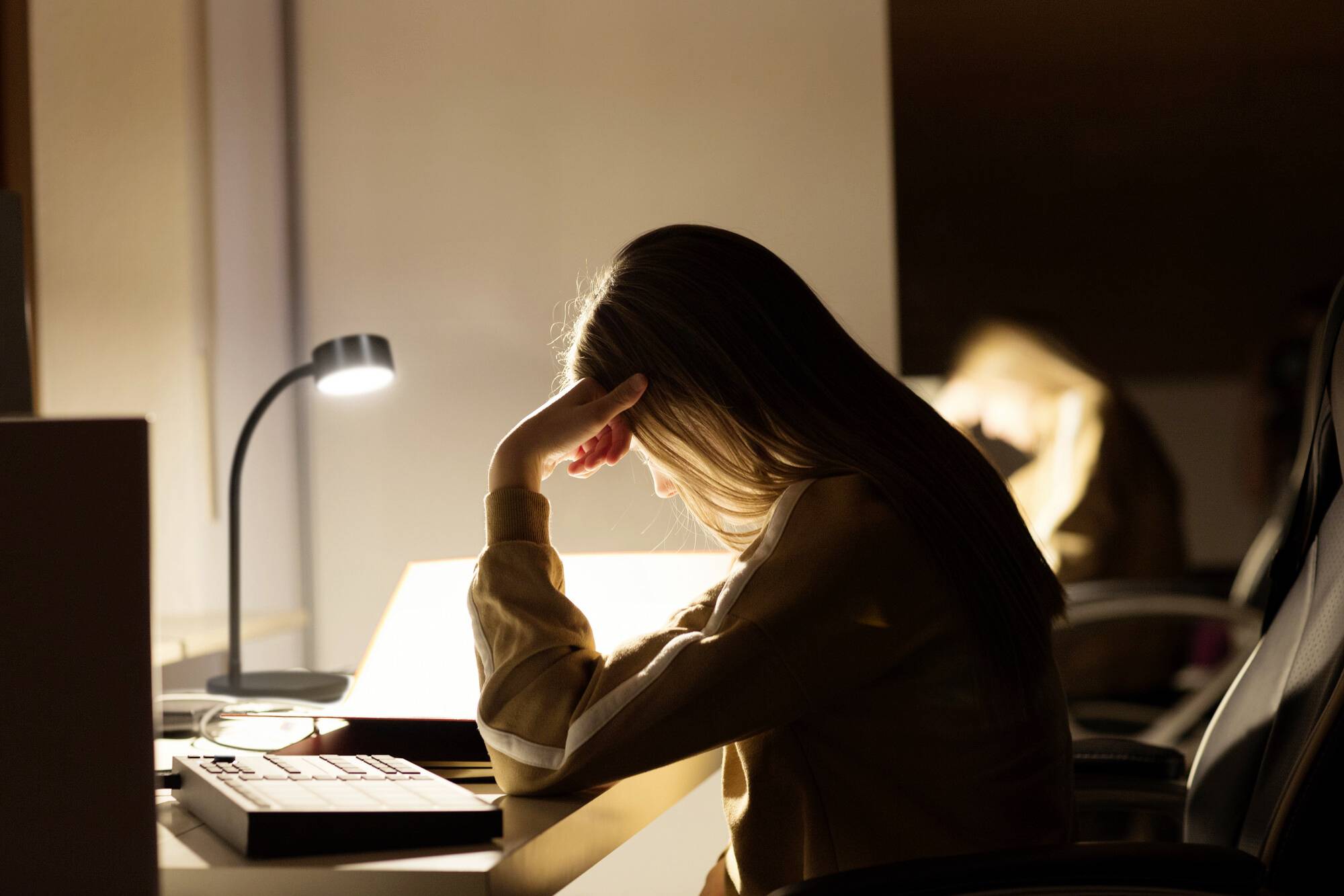 OSRAM HOMELIGHTING Office Line Desk Cylinder 4.8W CCT Dimmable Black 4099854464256 Schreibtischleuchte 4.8W Schwarz