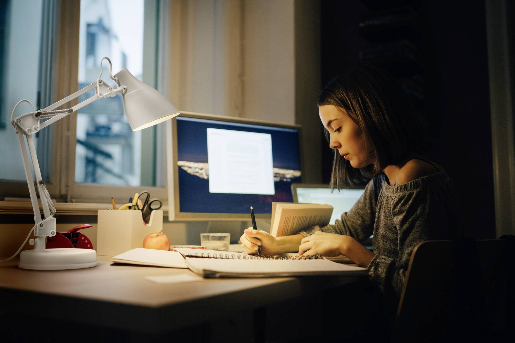 OSRAM HOMELIGHTING Office Line Desk Pear E27 White 4099854464492 Schreibtischleuchte Weiß