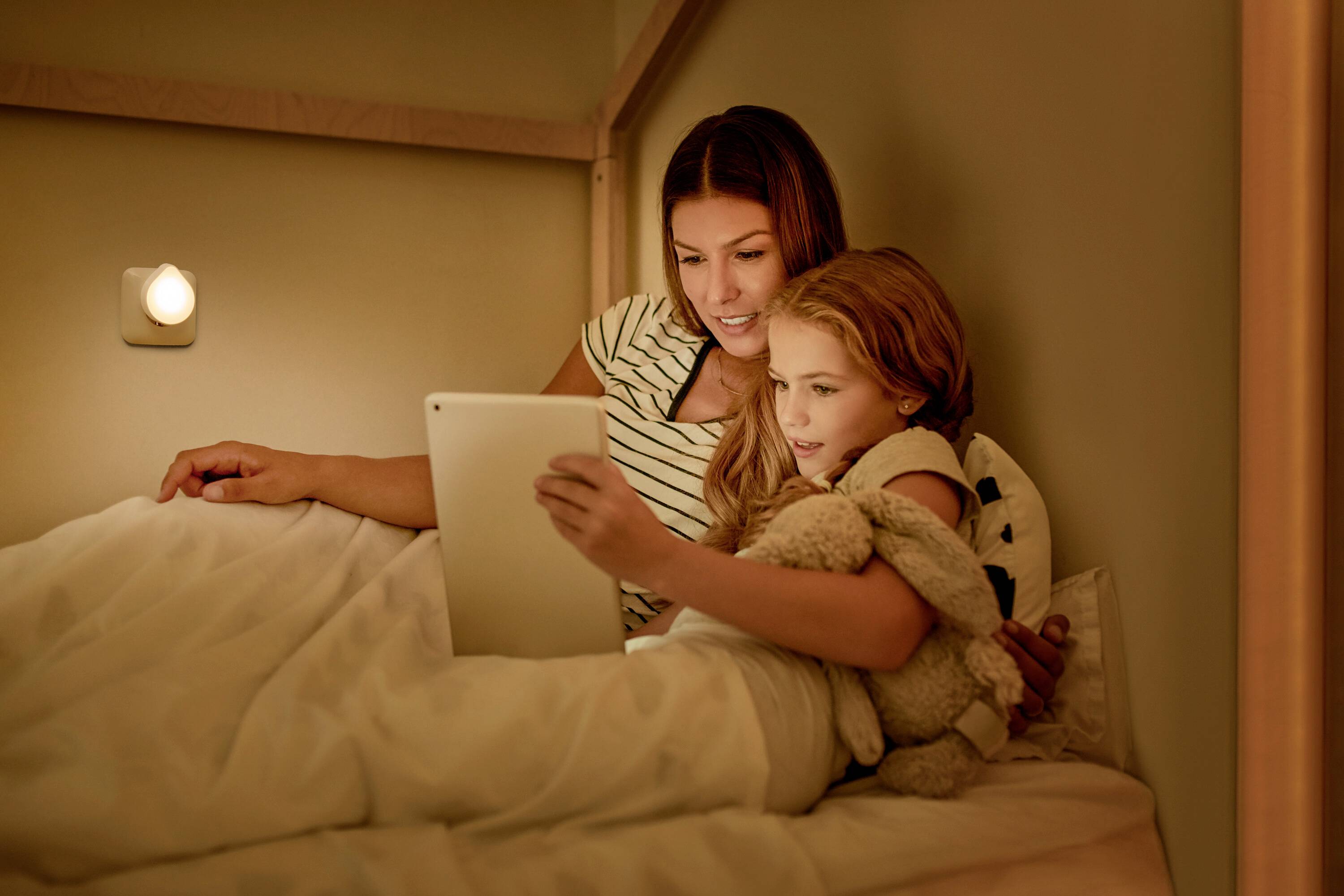 OSRAM HOMELIGHTING Lunetta Raindrop Dimmable White LED-Steckdosenlampe