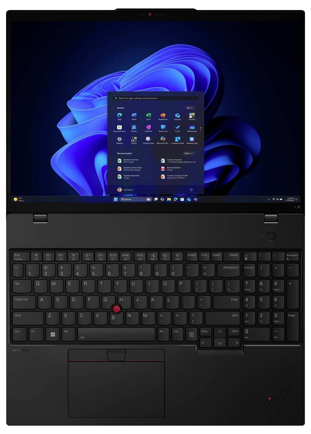 Ein schwarzer Laptop, der eine Windows 11 Benutzeroberfläche zeigt, mit geöffnetem Startmenü, das App-Symbole vor dem charakteristischen blauen Hintergrund präsentiert.