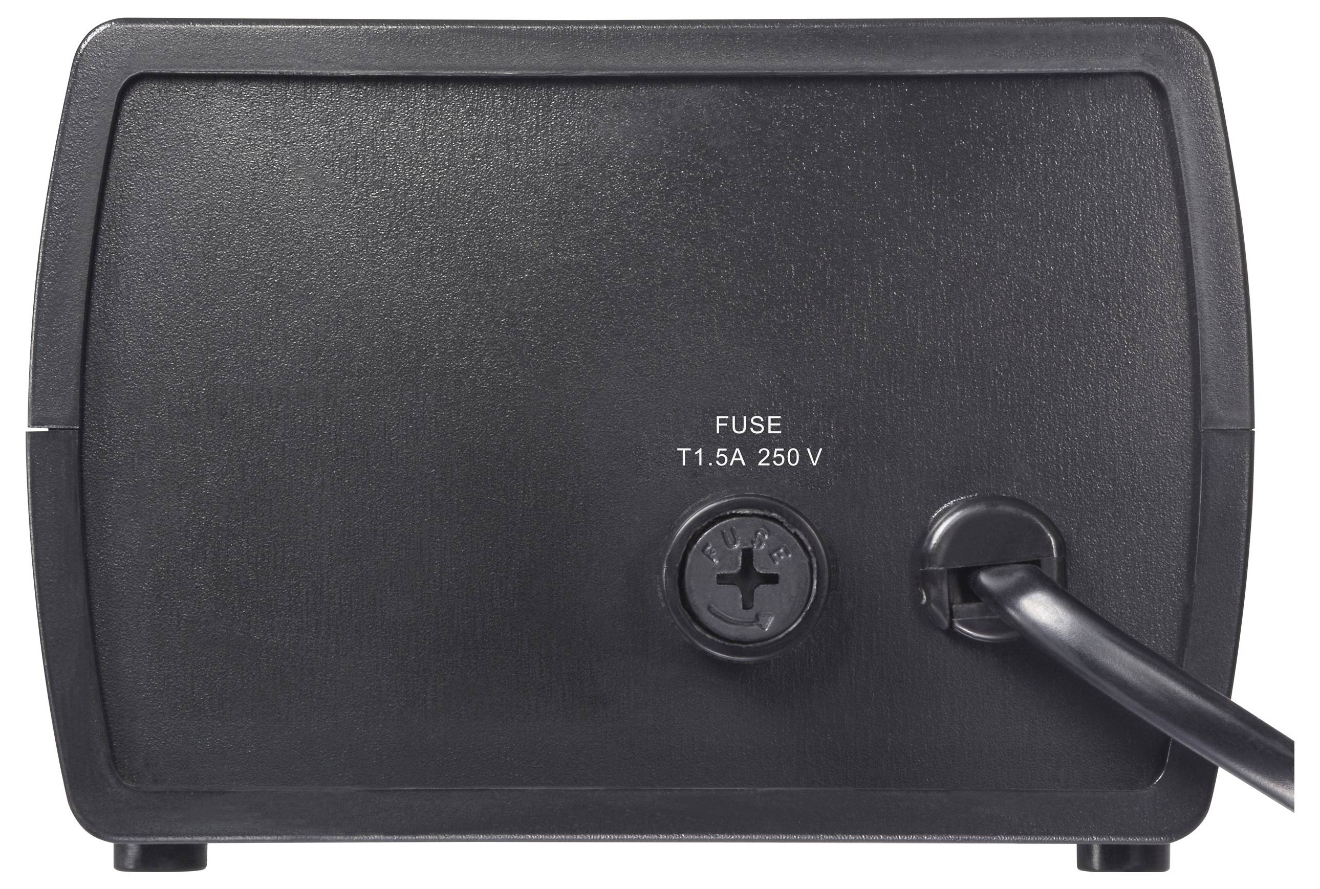 Rückansicht eines schwarzen elektronischen Geräts mit einem Stromkabel und einem gekennzeichneten Sicherungsschlitz, markiert mit „Fuse T1.5A 250V.