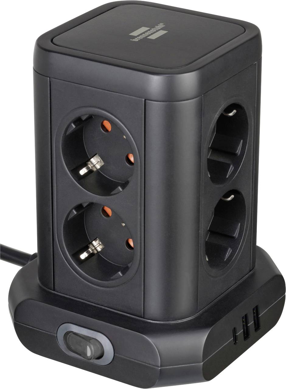 Schwarze würfelförmige Mehrfachsteckdose mit mehreren europäischen Steckdosen, einem frontalen Ein-/Aus-Schalter und USB-Anschlüssen auf der Unterseite.