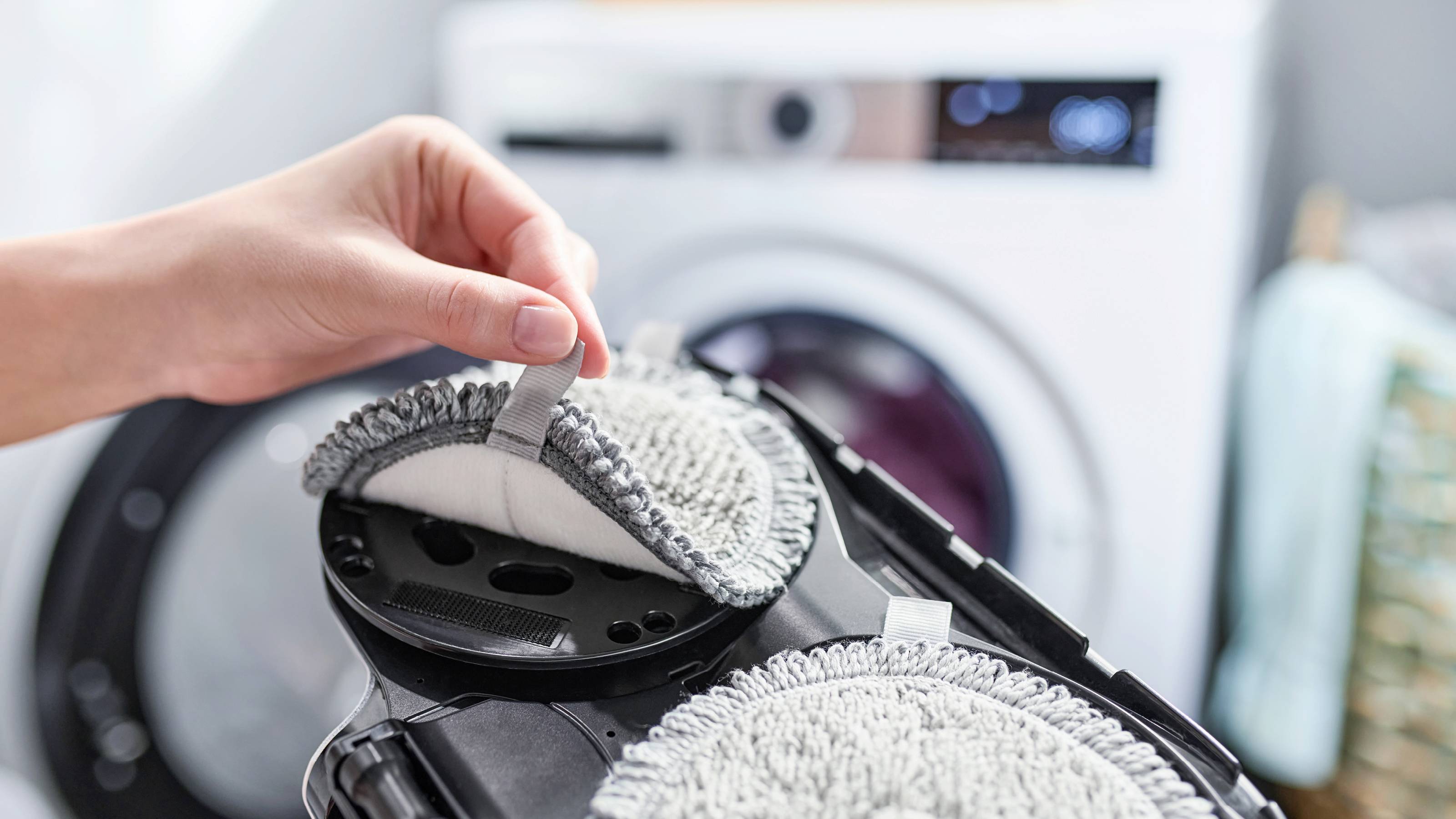 Bosch Unlimited 7 ProHygienic Aqua Staubsauger inkl. Akku