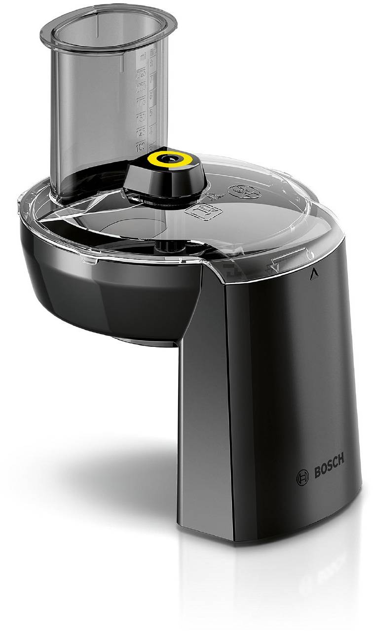 Ein schwarzer Bosch Küchenhelfer mit durchsichtigem Deckel und hohem Einfülltrichter, der für das effiziente Zerkleinern, Schneiden und Reiben von Zutaten konzipiert ist.