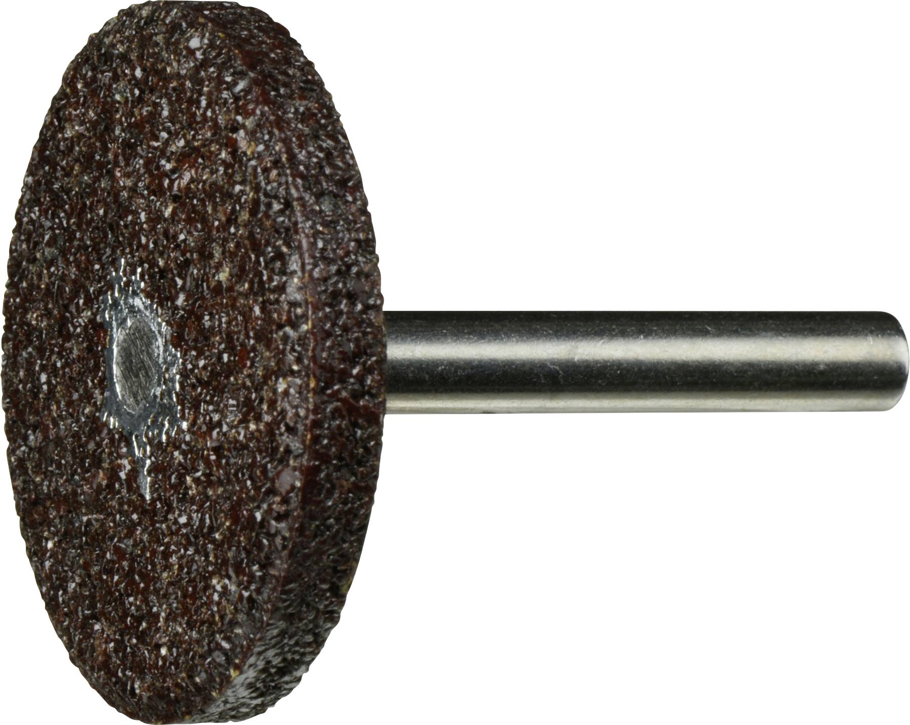 Ein rundes, braunes Schleifrad mit einem Metallschaft, typischerweise zum Schleifen verwendet, auf einem weißen Hintergrund.