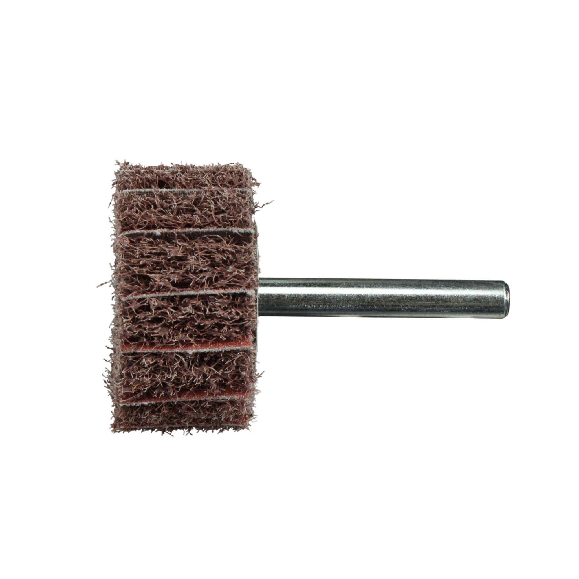 Ein zylindrisches Schleifpolierrad mit Metallschaft, überzogen mit einem groben, braunen Fasermaterial zum Schleifen oder Glätten von Oberflächen.