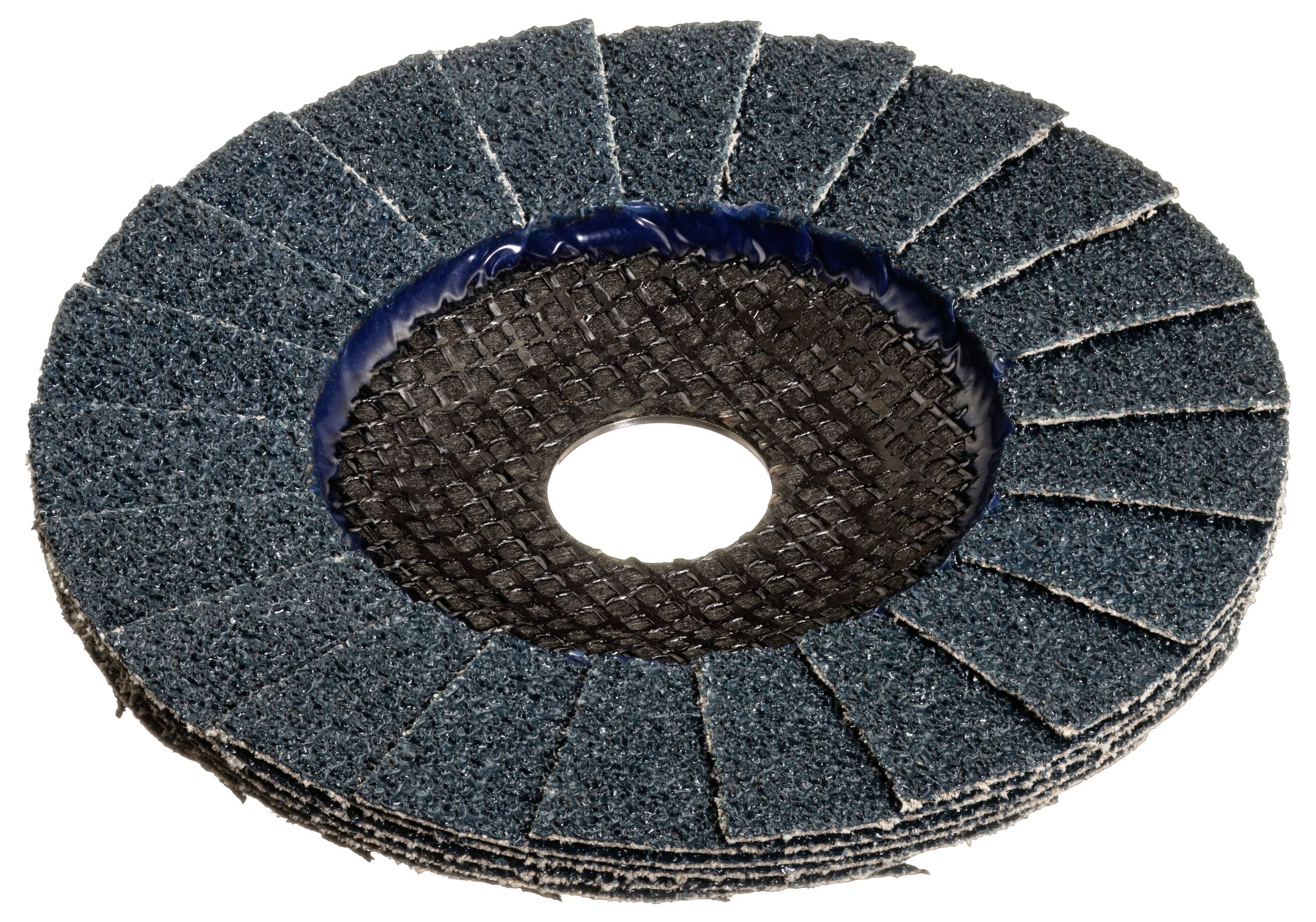 Eine blaue Lamellenschleifscheibe zum Schleifen oder Abrasieren von Oberflächen, die aus mehreren überlappenden Schleiflamellen in einer kreisförmigen Anordnung besteht.