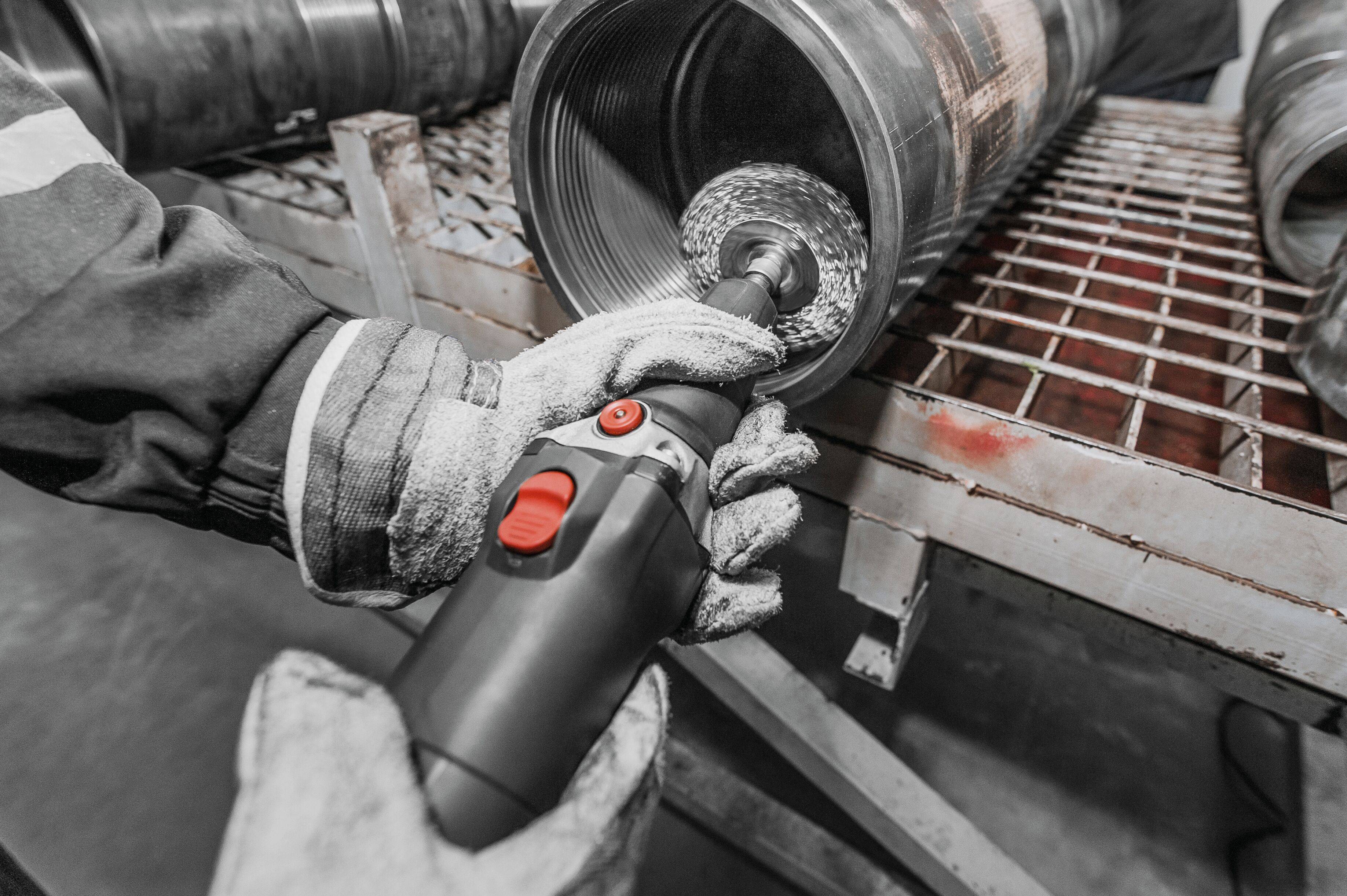 LUKAS-ERZETT Schaftrund-Drahtbürste BSSW universal 60x18mm für Bohrmaschinen gewellt BSSW 06018 S6 A350106018113 10St.