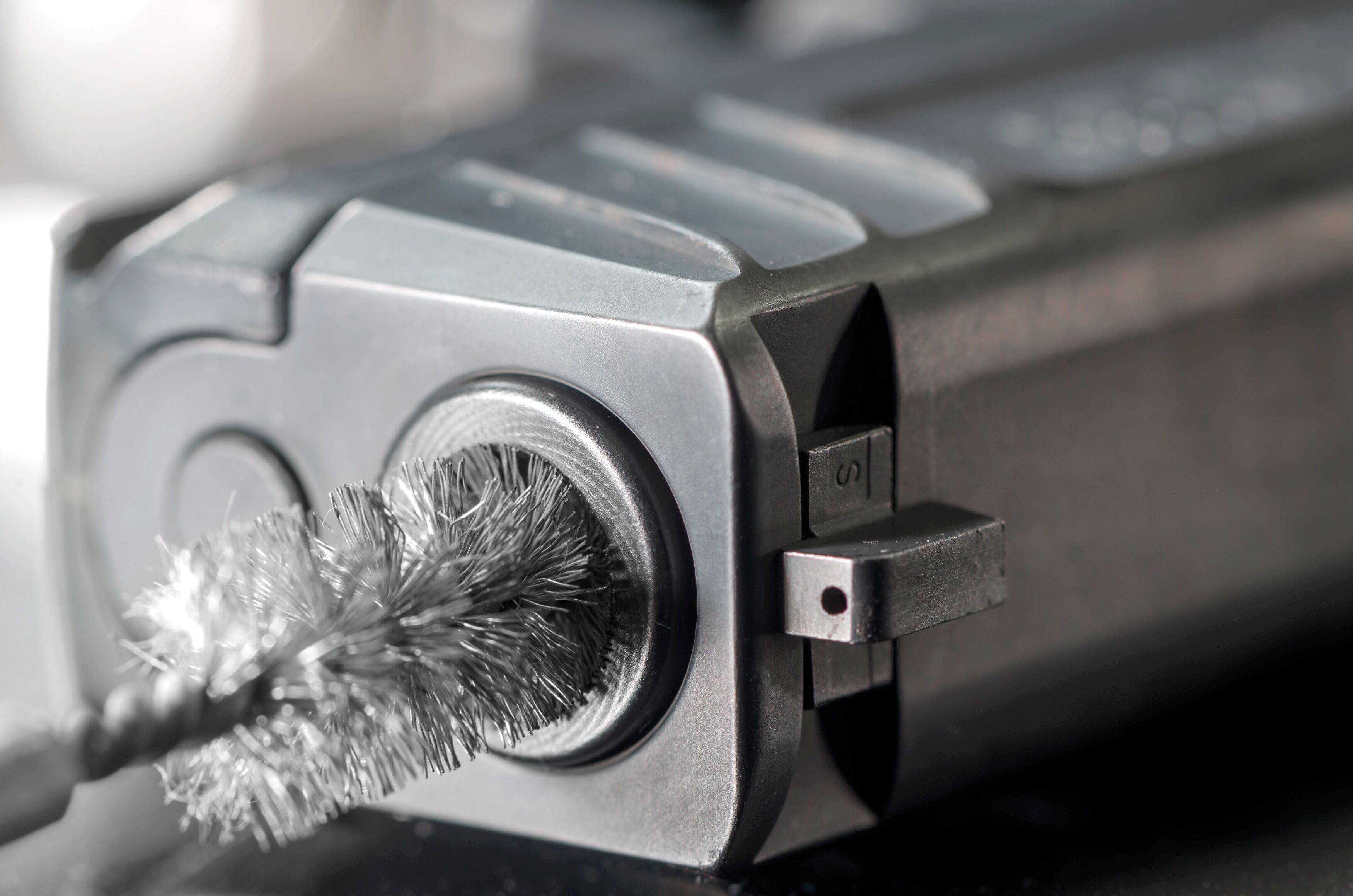 LUKAS-ERZETT Rohrbürste RBSD universal 13x25mm für Bohrmaschinen gewellt RBSD 1325 A359901325 10St.