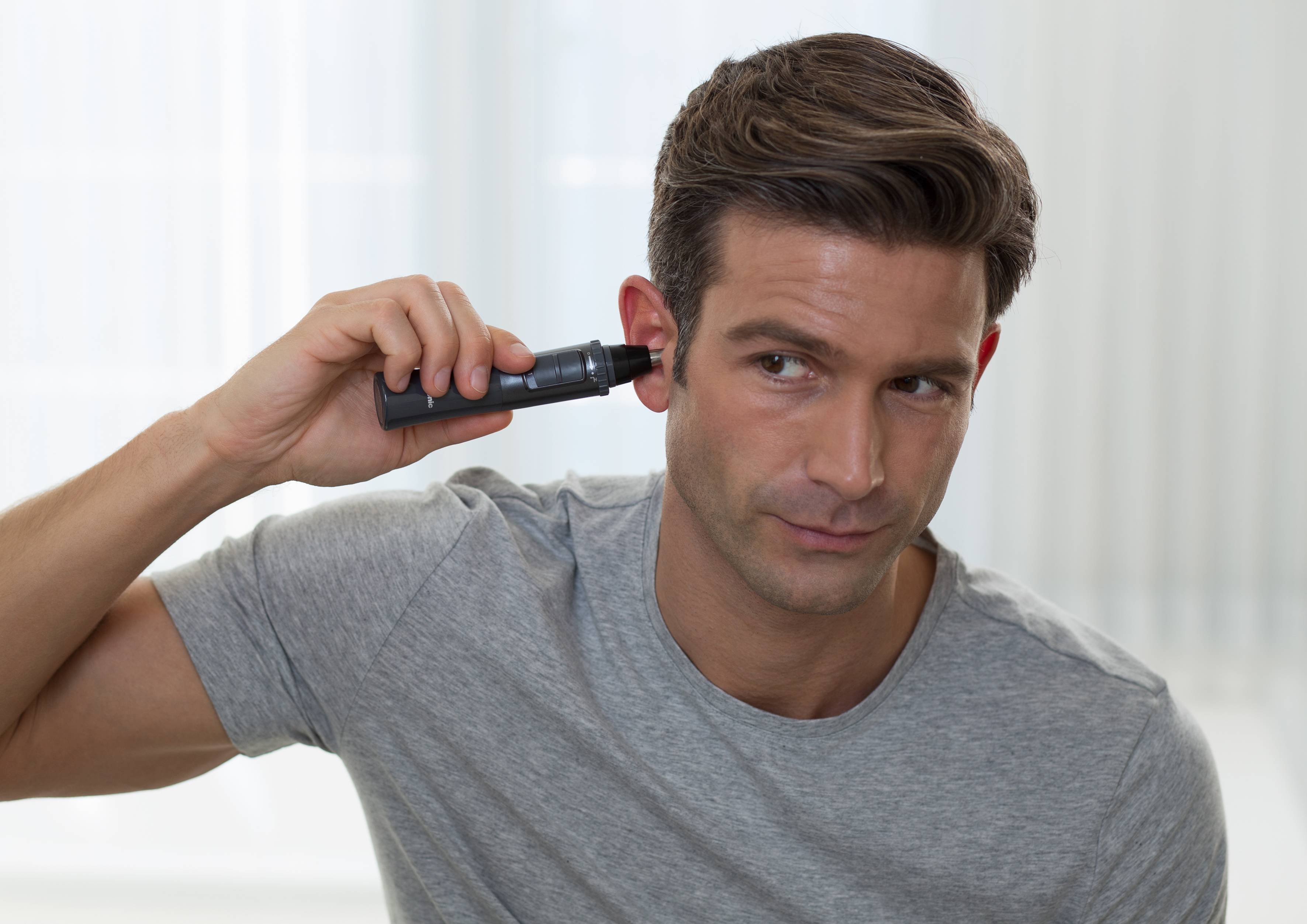 Panasonic Ohr-, Nasenhaartrimmer Schwarz