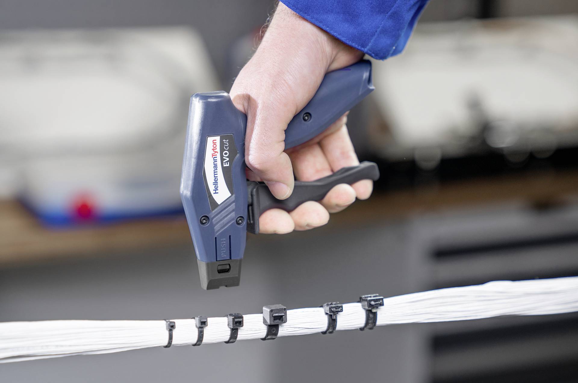 HellermannTyton EVOcut-PL-BU