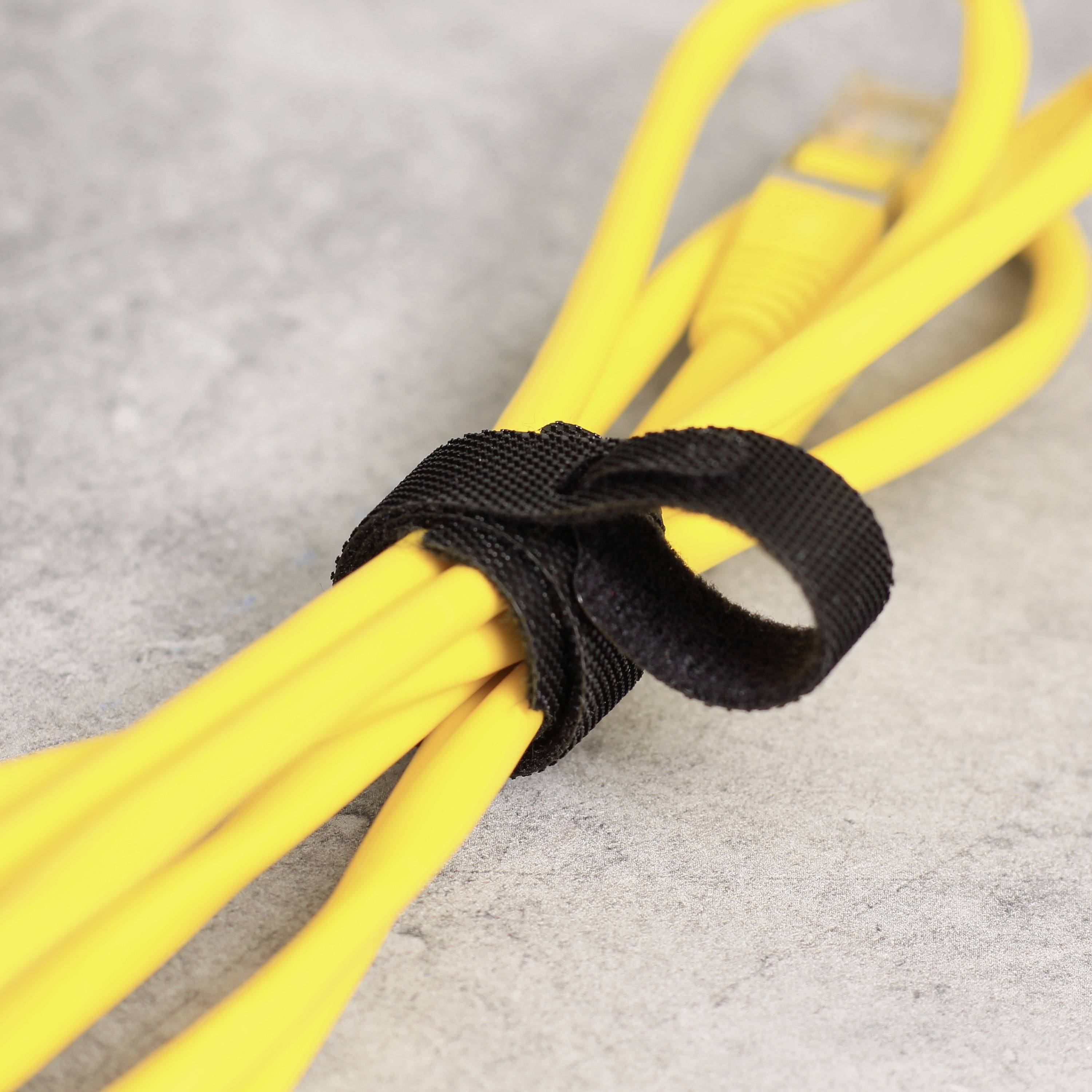 Quadrios 25CA560 Klettkabelbinder zum Bündeln Haft- und Flauschteil (L x B) 100mm x 12mm Schwarz 10St.