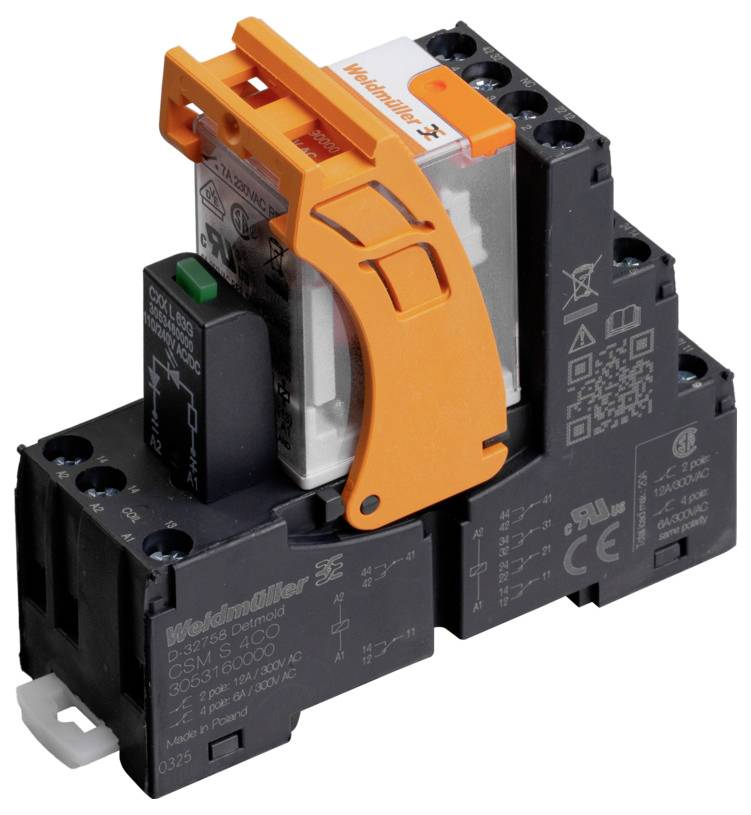 Elektrisches Relais mit einem orangefarbenen Hebel, montiert auf einer schwarzen Basis, versehen mit verschiedenen Etiketten und Symbolen, die technische Spezifikationen anzeigen.