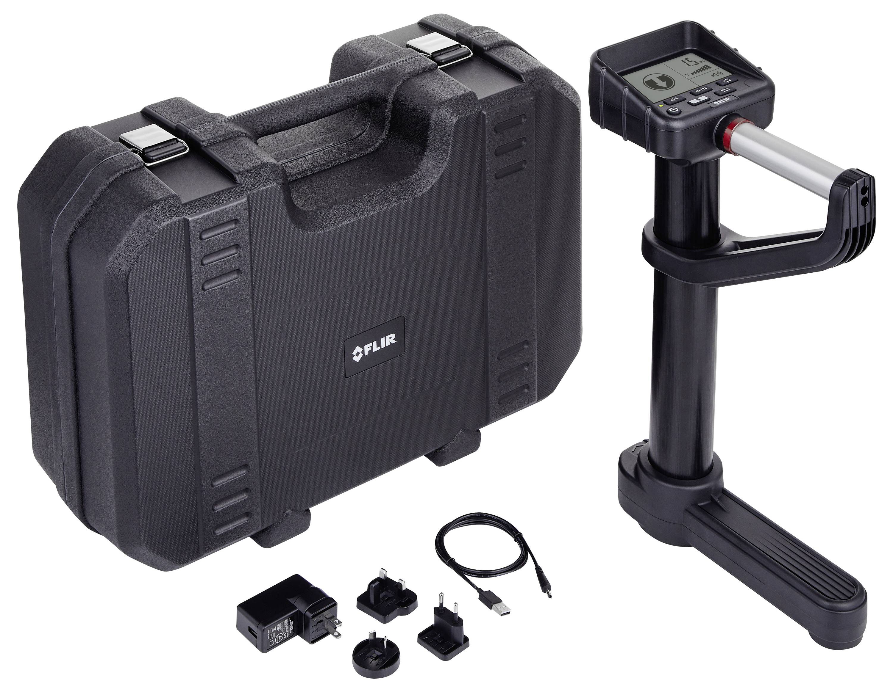 Ein schwarzer, robuster Hartschalenkoffer mit 'FLIR' Logo, ein elektronisches Gerät mit Griff und Display, Adapter und ein USB-Kabel.