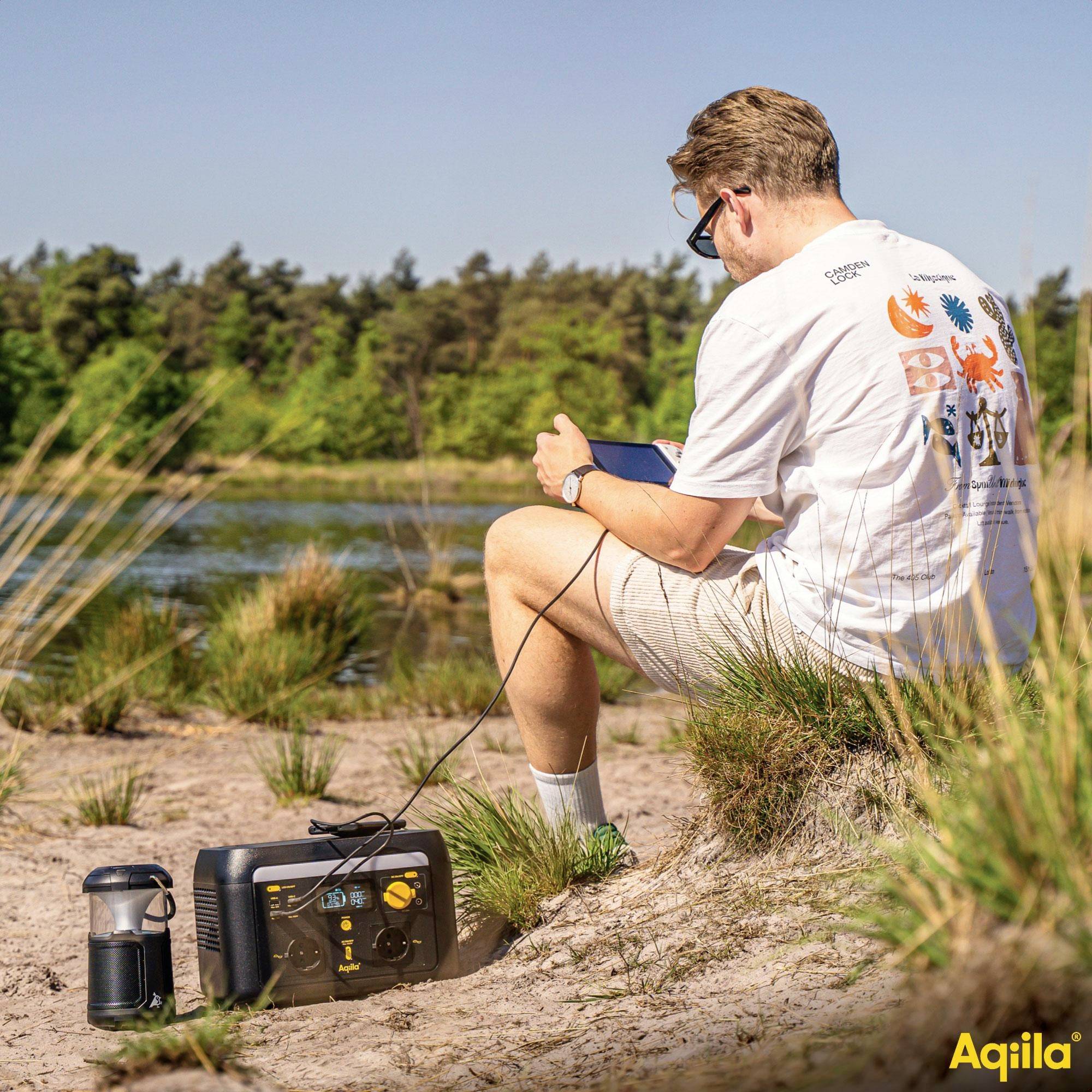 Aqiila S600V2 Powerstation 20Ah LiFePO 4 Schwarz, Gelb LED Taschenlampe