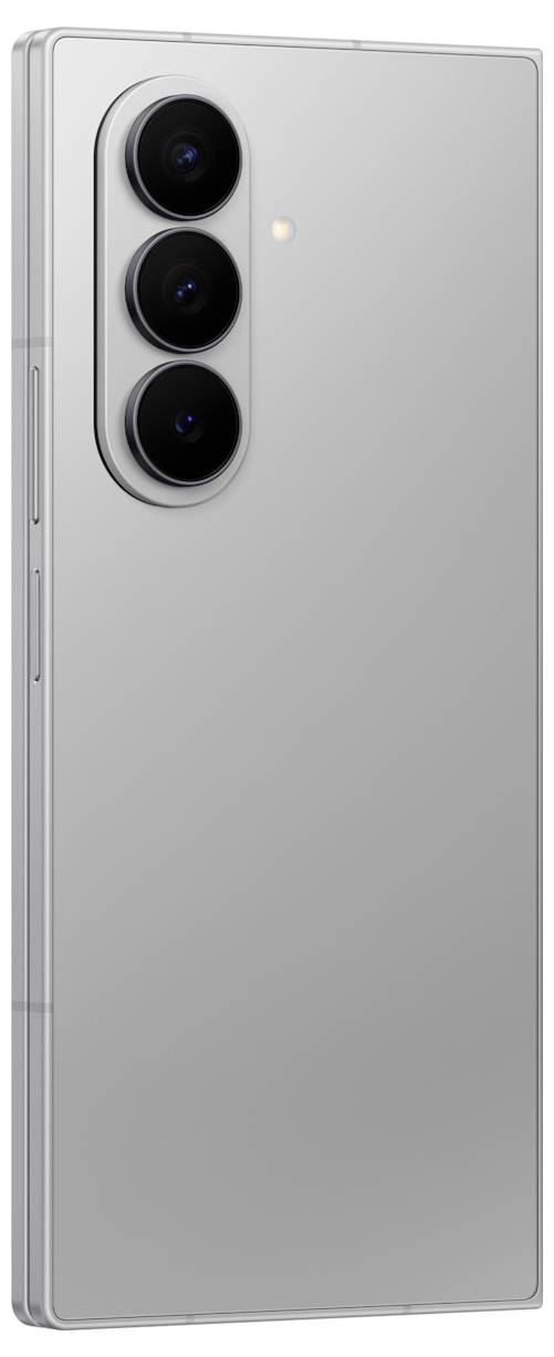 Smartphone mit drei vertikal angeordneten Rückkameras und einem Blitz, in elegantem Silberdesign.