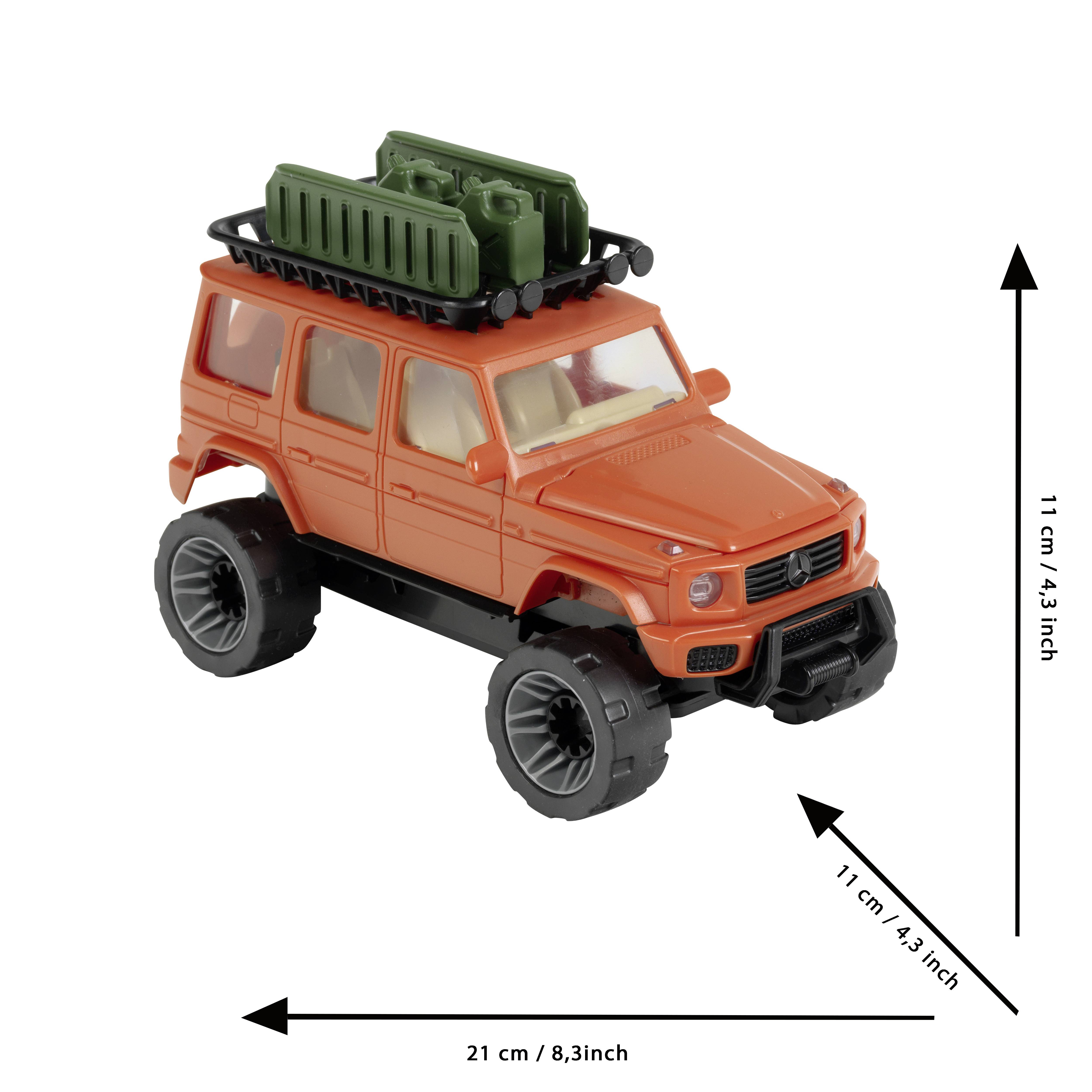 Orangefarbenes Spielzeug-SUV mit großen Reifen, einem schwarzen Dachträger mit grünen Behältern. Abmessungen: 21 cm lang, 11 cm breit, 11 cm hoch.