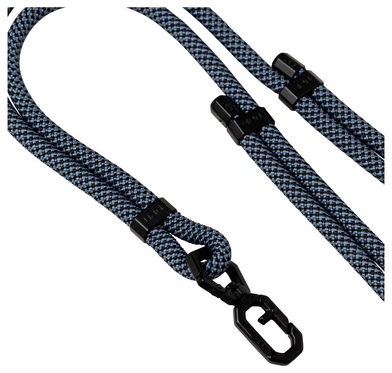 Eine Nahaufnahme eines blauen und schwarzen Trageband mit Metallklammern, die seine gewebte Textur und Befestigungsmechanismen zum Sichern von Gegenständen zeigt.
