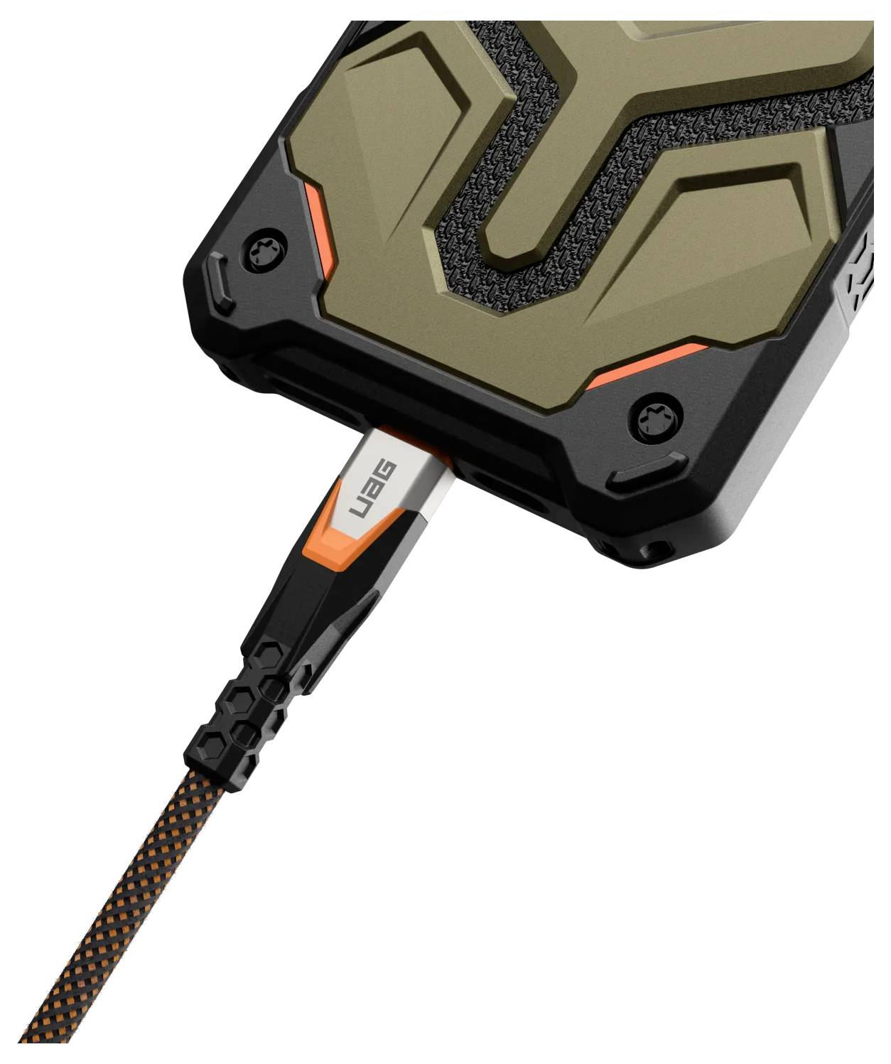 Ein robustes Telefon-Gehäuse mit kantigem Design wird gezeigt, das mit einem angeschlossenen Ladekabel versehen ist und damit Strapazierfähigkeit und Funktionalität in der Nutzung andeutet.