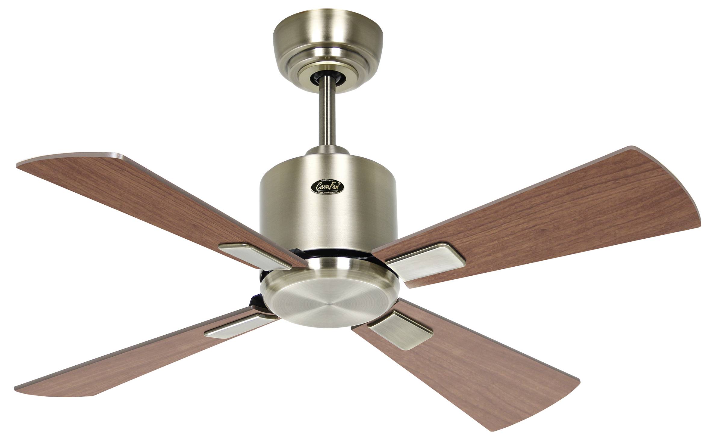 Moderner Deckenventilator mit vier Holzflügeln und metallischer Oberfläche.