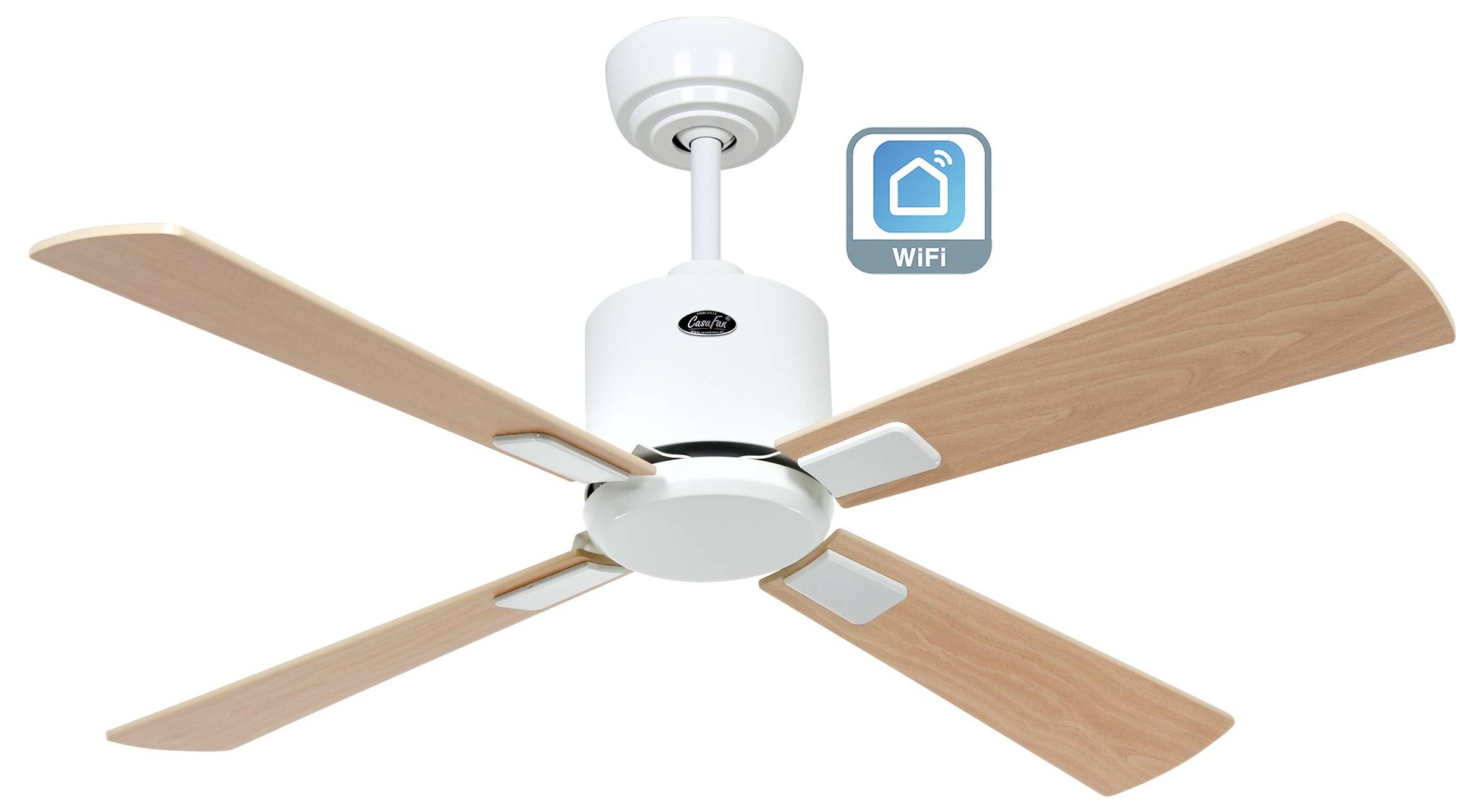 Ein Deckenventilator mit vier Holzflügeln und einem weißen Motor, mit einem WLAN-Symbol, das intelligente Konnektivität anzeigt.