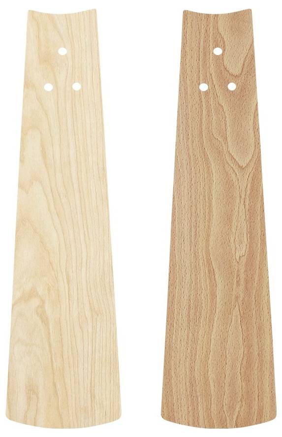 Zwei Holzklingen, eine helle und eine mit dunklerer Holzmaserung, jede mit zwei Löchern nahe der Oberkante.