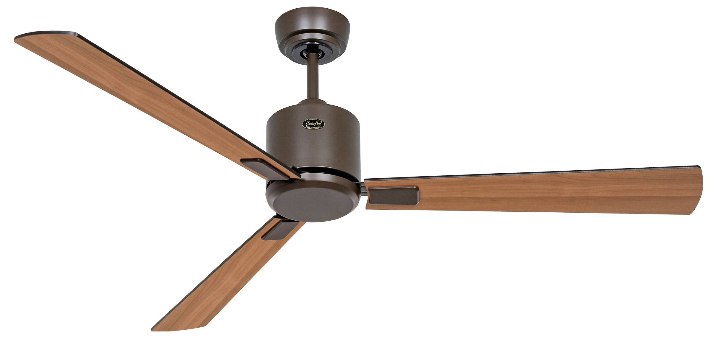 Ein Deckenventilator mit drei Holzflügeln und einem braunen Metallgehäuse, für den Innenbereich konzipiert, vor einem schlichten weißen Hintergrund dargestellt.