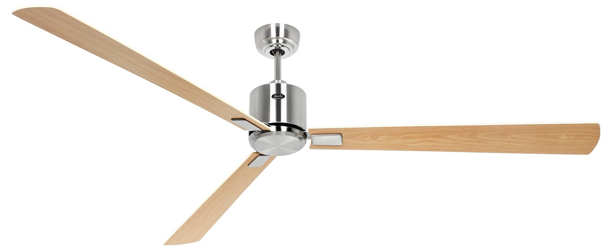 Ein moderner Deckenventilator mit drei Holzflügeln und einer metallischen Oberfläche, dargestellt vor einem schlichten weißen Hintergrund.