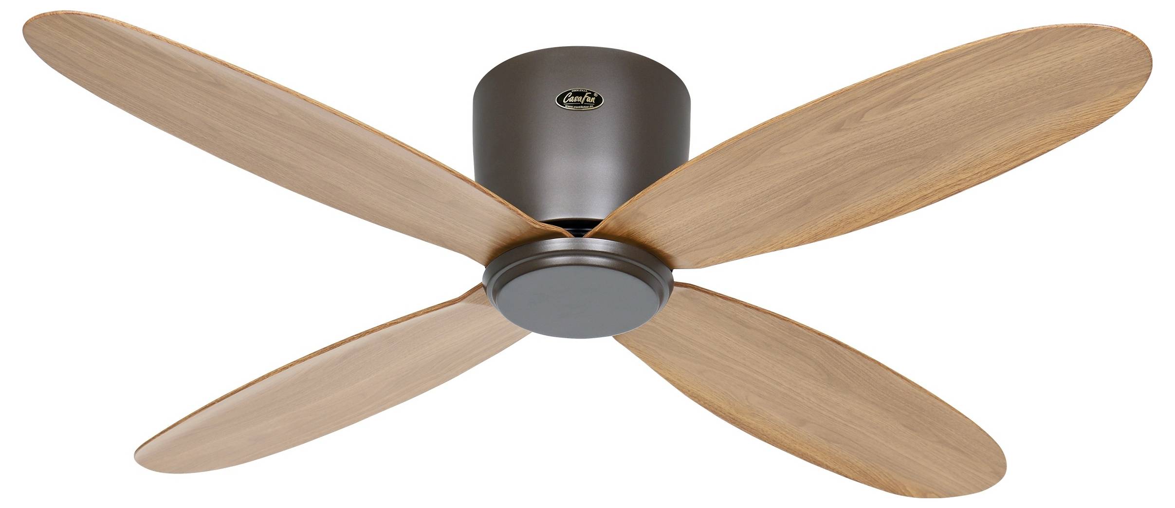 Ein moderner Deckenventilator mit vier Holzflügeln und einer dunklen zentralen Befestigung, entworfen, um eine zeitgenössische Raumeinrichtung zu ergänzen.