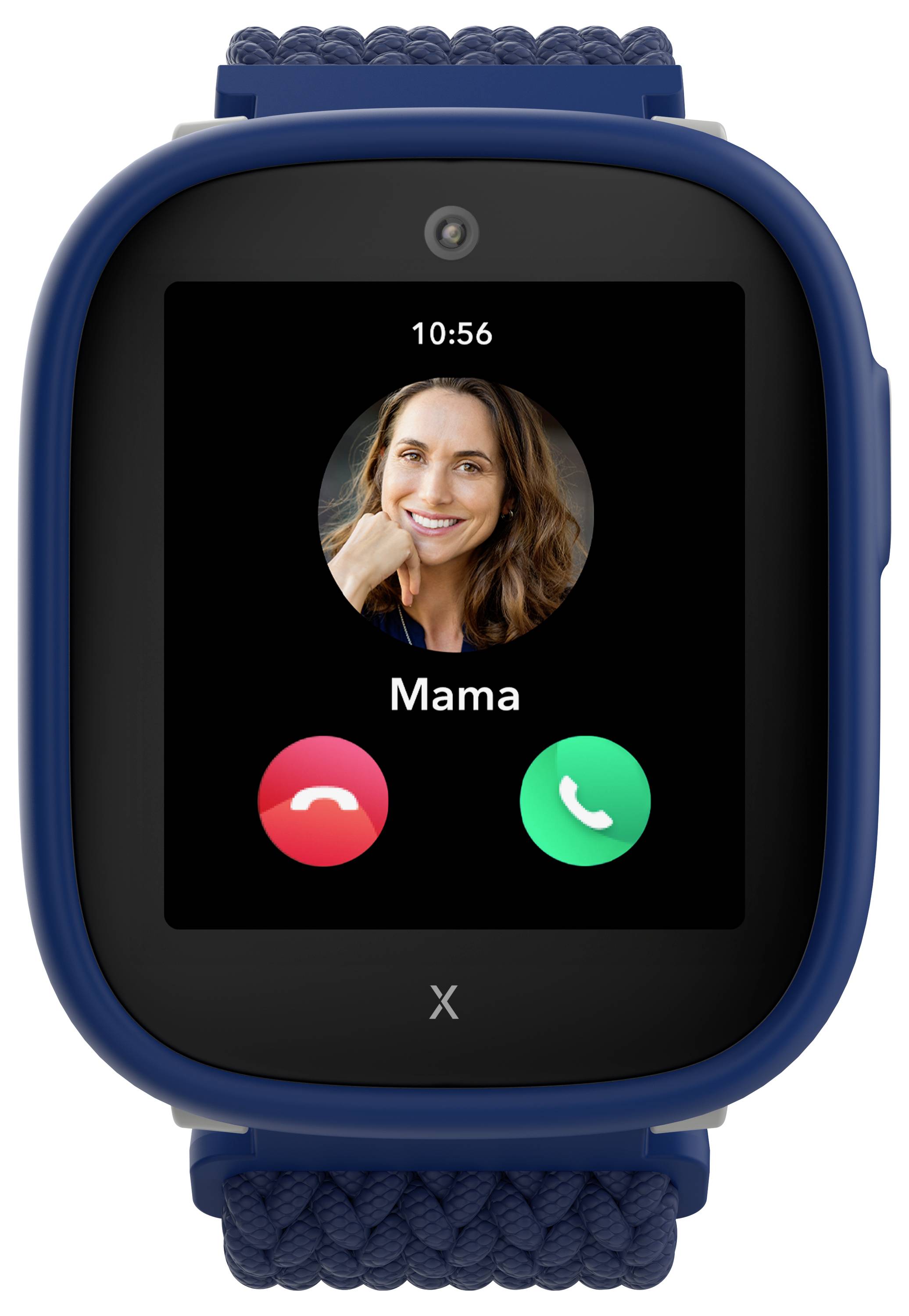 Smartwatch zeigt einen eingehenden Anruf von 'Mama' mit Optionen zum Annehmen oder Ablehnen. Kreisförmiges Bild einer lächelnden Frau oben.