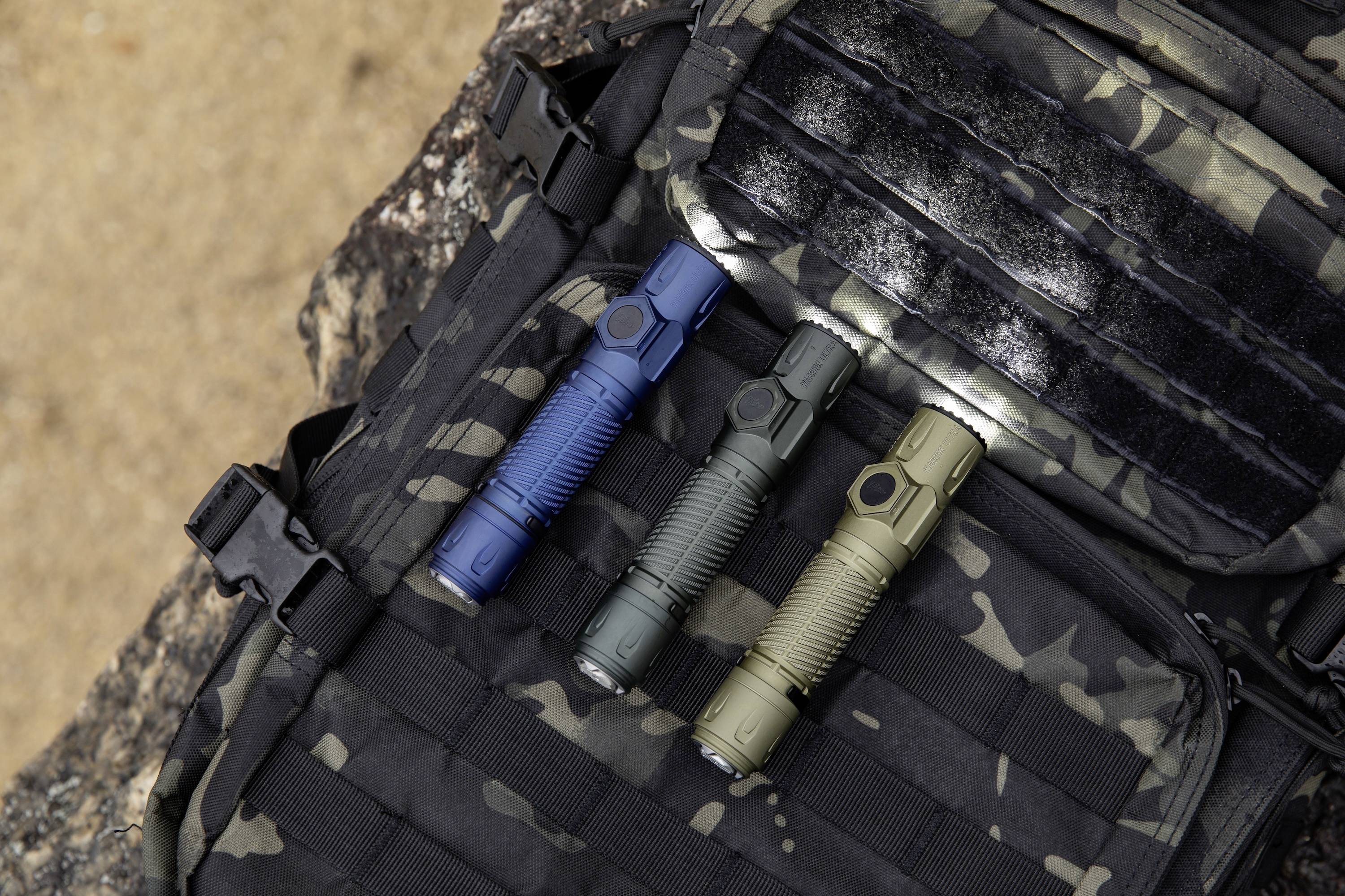 OLight LED Mini-Taschenlampe mit Holster, mit Gürtelclip akkubetrieben 178 g