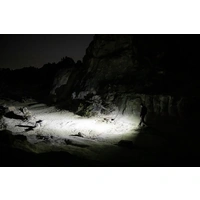 OLight LED Mini-Taschenlampe Große Reichweite akkubetrieben 7000 lm 462 g OLight LED Mini-Taschenlampe Große Reichweite akkubetrieben 7000 lm 462 g
