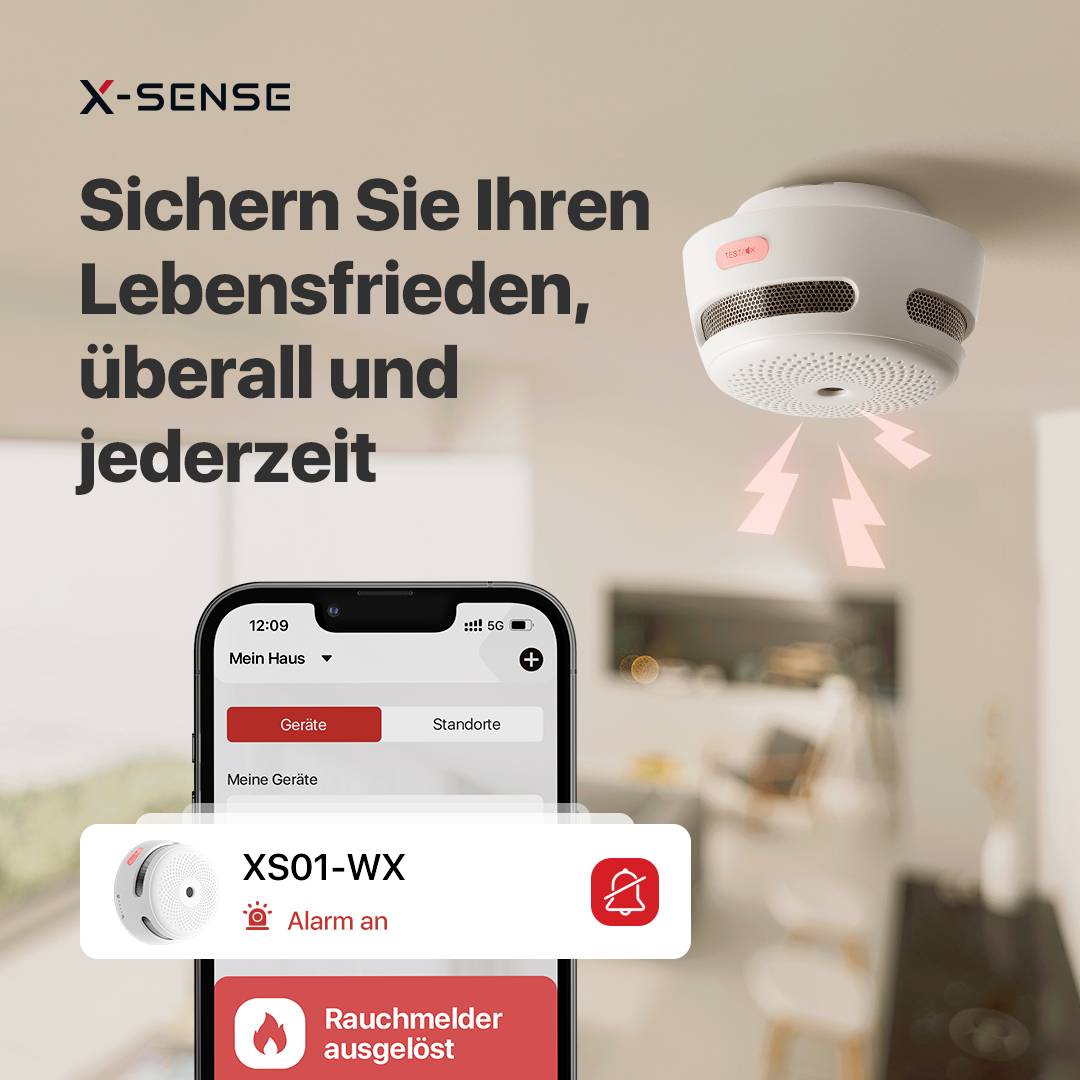 Ein Rauchmelder und ein Smartphone. Text: 'Sichern Sie Ihren Lebensfrieden, überall und jederzeit'. Rauchmelder XS01-WX sendet Alarm.