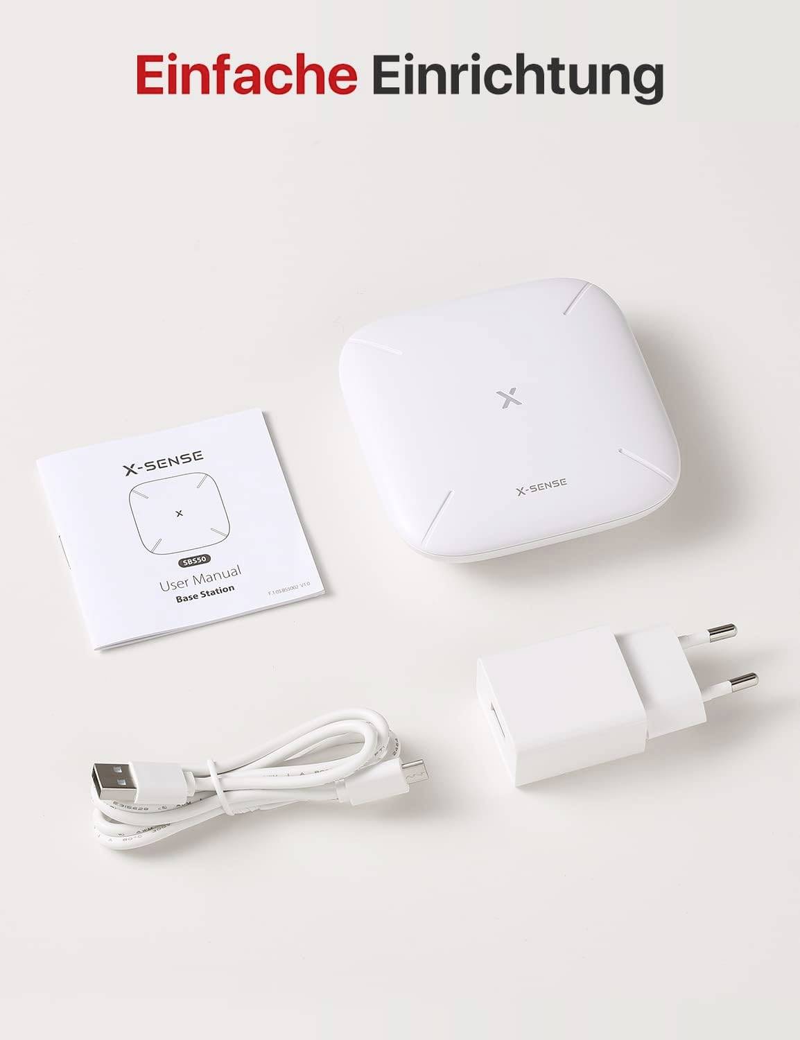 'X-Sense'-Gerät mit Benutzerhandbuch, USB-Kabel und Ladeadapter auf hellem Hintergrund. Text: 'Einfache Einrichtung'.