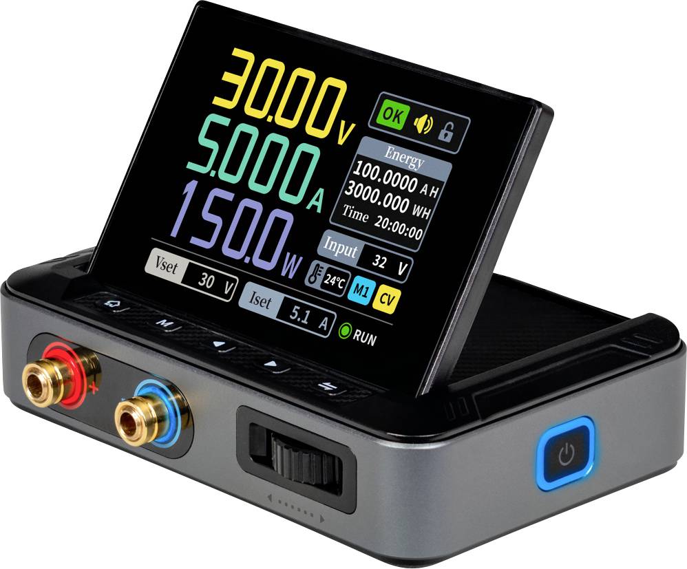 Digitale Anzeige einer Stromversorgungseinheit zeigt: '30.00V, 5.00A, 150.0W'. Zusätzliche Daten lauten: 'Energie 100.000AH, 3000.00WH'. Eingabe eingestellt auf '32V'.
