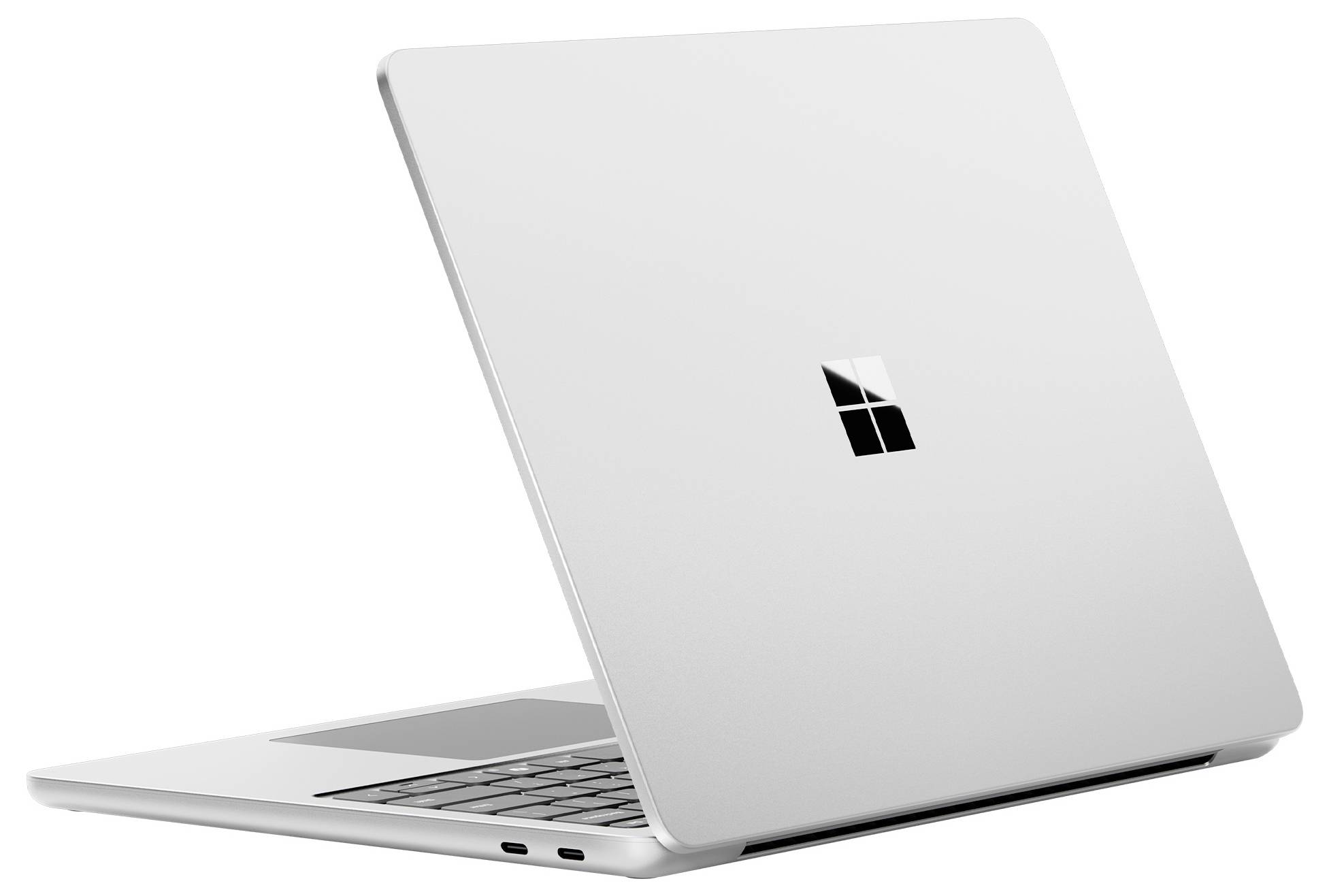 Ein silberner Laptop mit einem halb geöffneten Bildschirm und einem Logo auf der Rückseite, der einen Teil der Tastatur und Anschlüsse an der Seite zeigt.