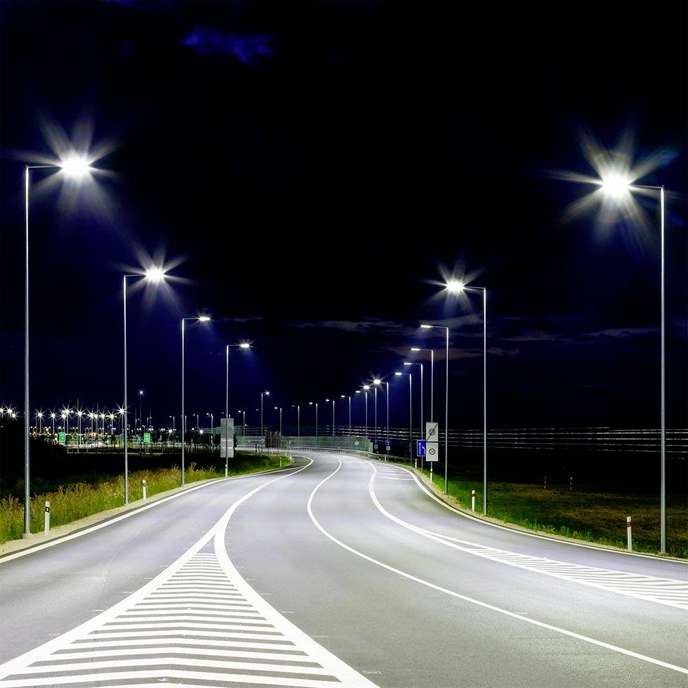 V-TAC VT-139ST-S 2120434 LED-Straßenlicht EEK: D (A - G) LED LED fest eingebaut 100W Grau