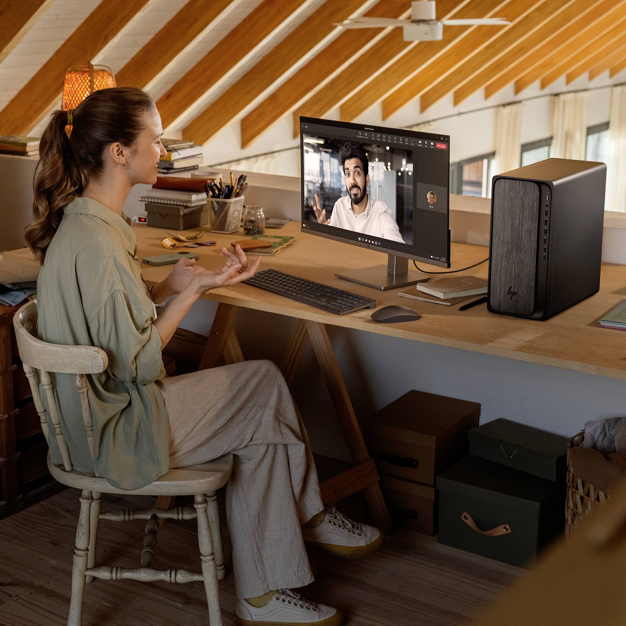 HP Desktop PC Omnidesk M02-0053ng R5-8500G Wood (P) AMD Ryzen 5 8500G 5 GHz 16 GB RAM 512 GB SSD AMD AMD Radeon™ BA2U9EA#ABD