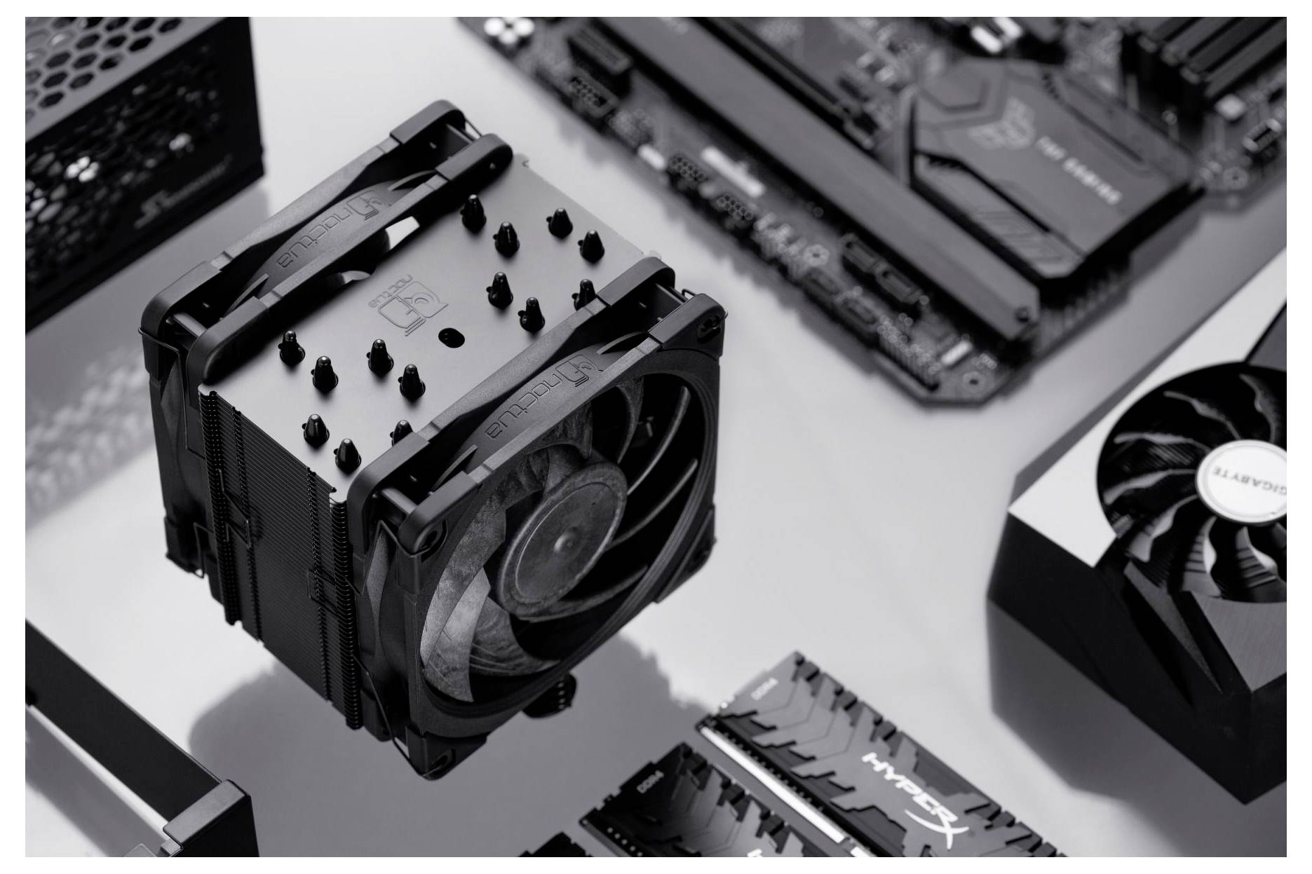 Noctua NH-U12A PC-Gehäuse-Lüfter Schwarz (B x H x T) 125 x 158 x 112mm