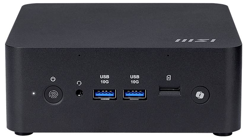 Ein rechteckiger schwarzer Mini-PC mit mehreren Anschlüssen, einschließlich USB und Kopfhörerbuchse, sowie einem Einschaltknopf auf dem Frontpanel.
