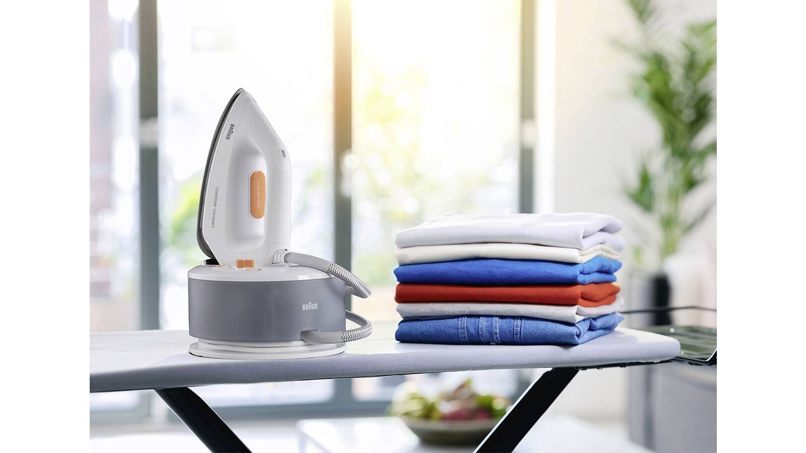 Braun IS 2132 WH 0128804000 Dampfbügeleisen 2400W Weiß, Orange