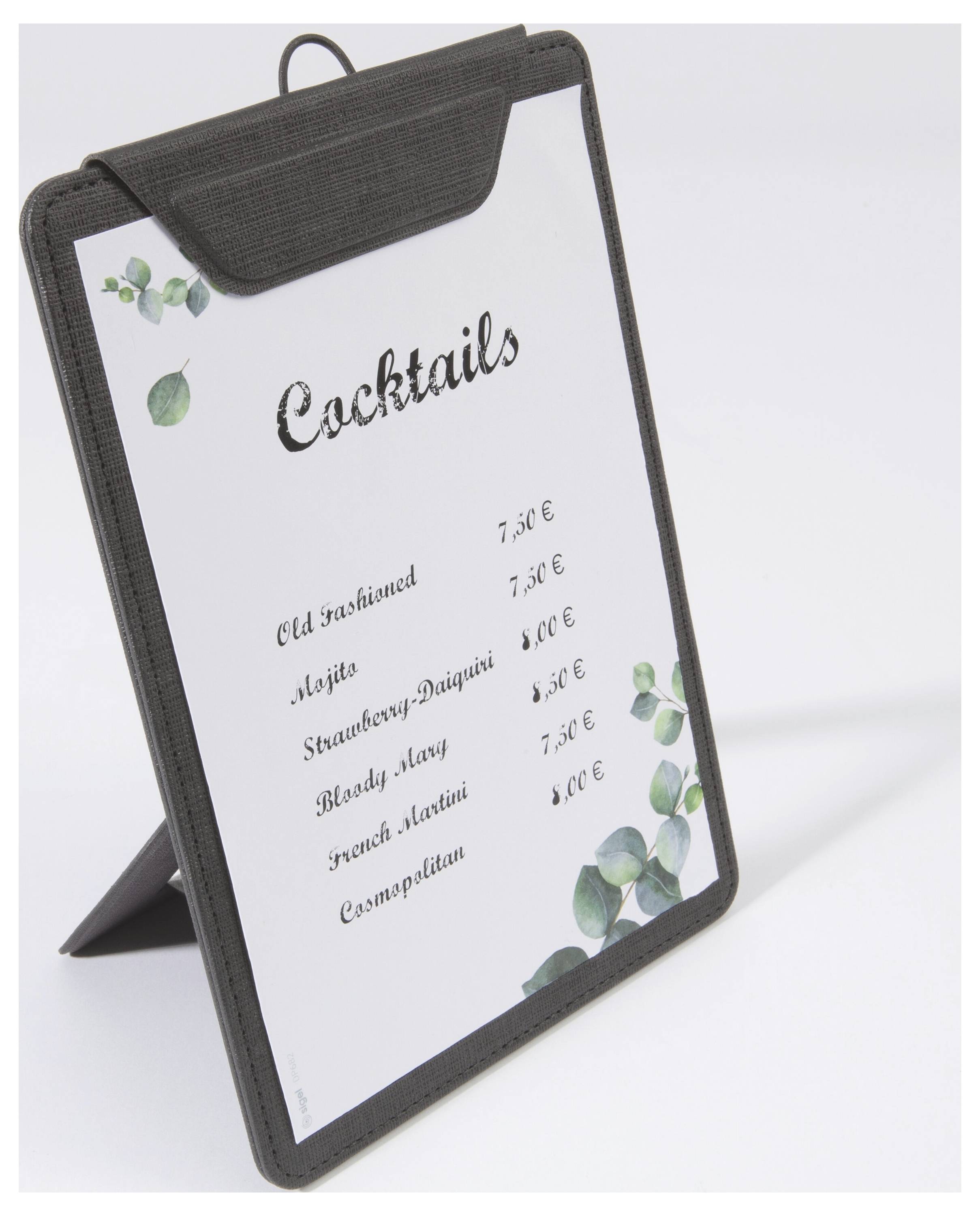 Ein Tischmenü-Board mit dem Titel „Cocktails" listet mehrere Getränke mit Preisen in Euro auf, darunter Old Fashioned, Mojito, Erdbeerdaiquiri, Bloody Mary, French Martini und Cosmopolitan.
