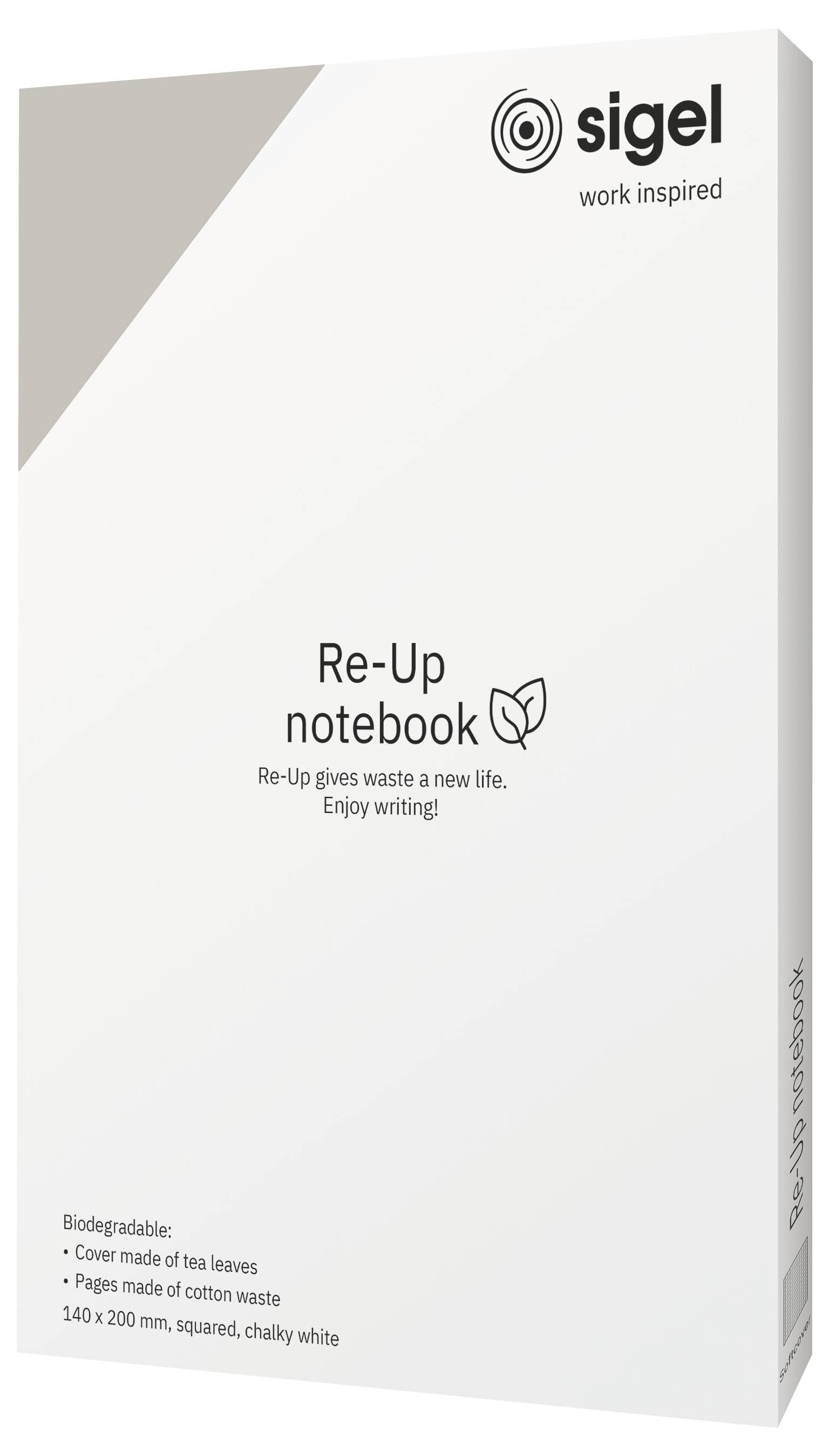 Weißes Sigel 'Re-Up Notizbuch' Paket mit Logo; Der Text besagt „Re-Up gibt Abfall ein neues Leben. Viel Spaß beim Schreiben!" und vermerkt biologisch abbaubares Teeblatt und Baumwollabfallpapier.