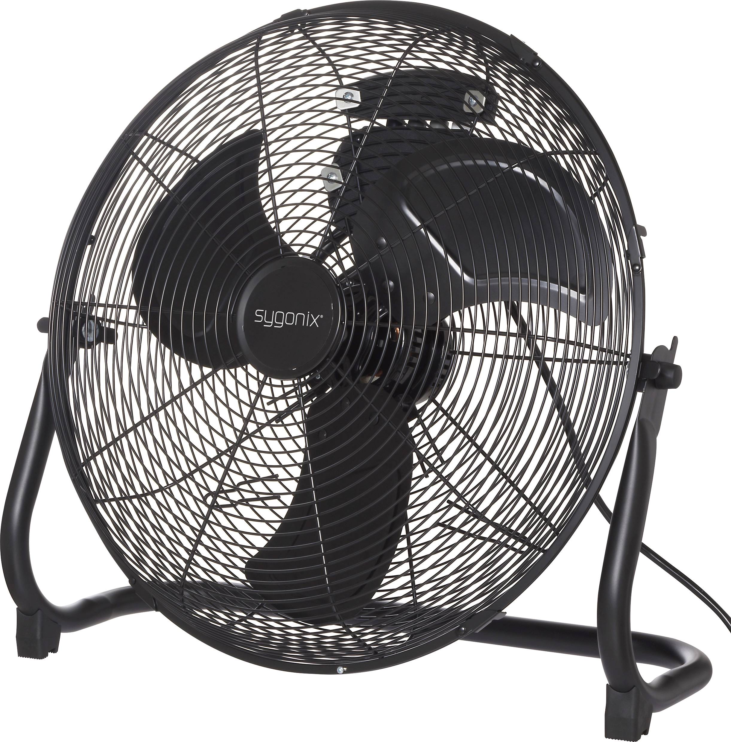 Ein schwarzer, zylindrischer Standventilator mit drei Flügeln und einem Metallgitter, leicht nach oben geneigt, auf einem stabilen Metallständer ruhend.