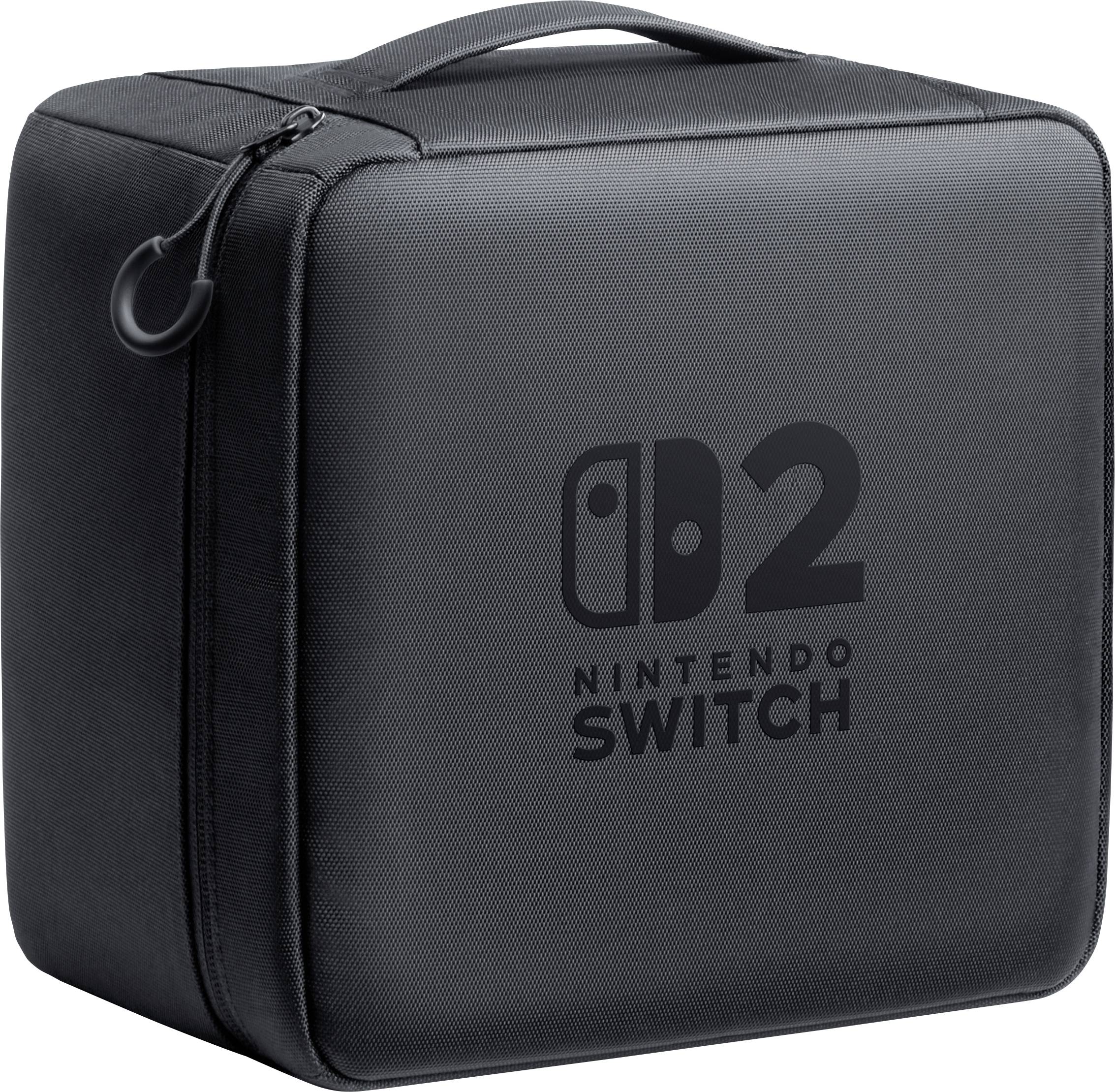 Eine schwarze, kastenförmige Transporttasche mit Griff, bedruckt mit dem 'Nintendo Switch' Logo. Geeignet zum Aufbewahren und Transportieren der Konsole.