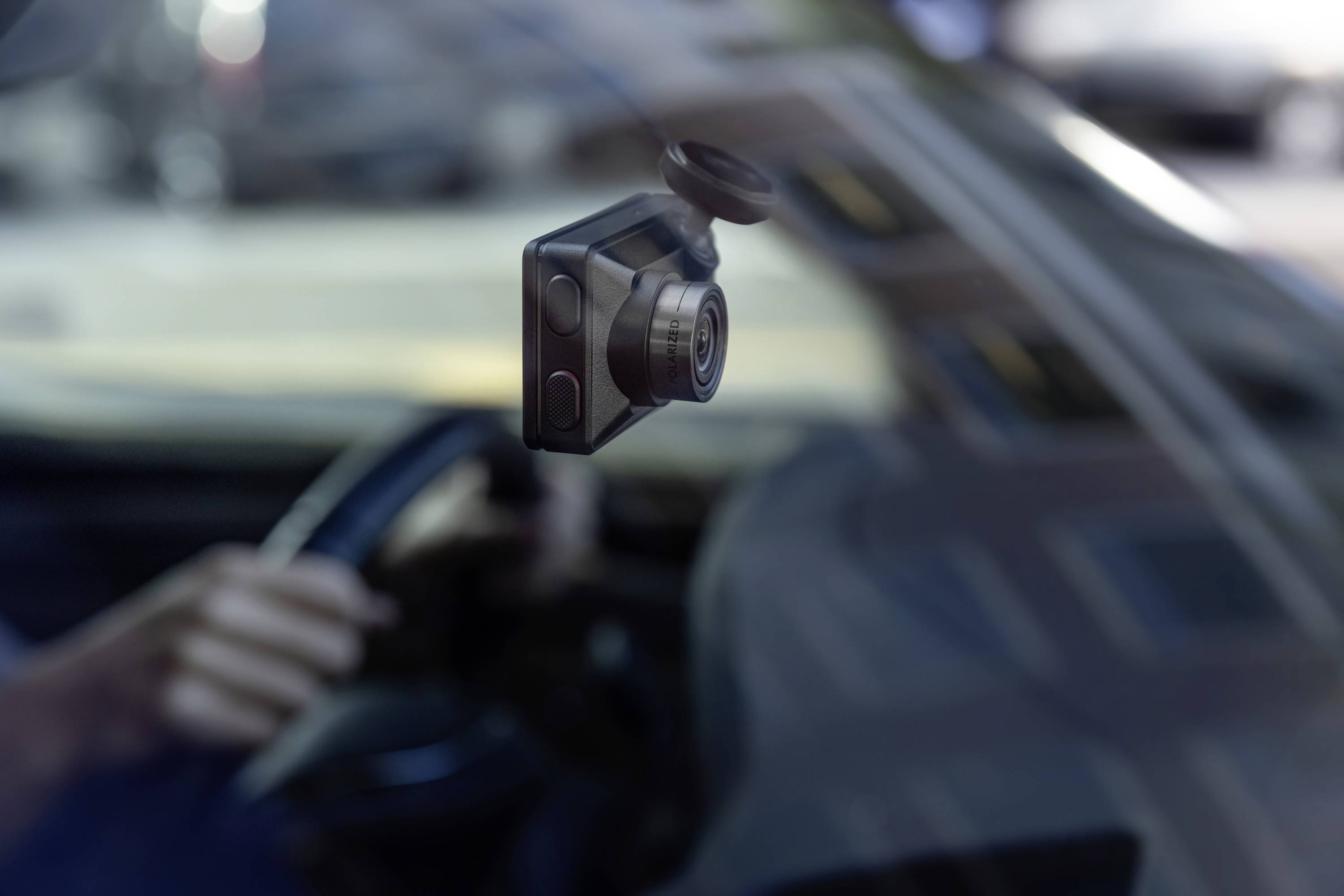 Garmin X210 Dashcam mit GPS Akku, Auffahrwarner, Display, Fahrspurassistent, G-Sensor, GPS mit Radarerkennung, Mikrofon, WLAN