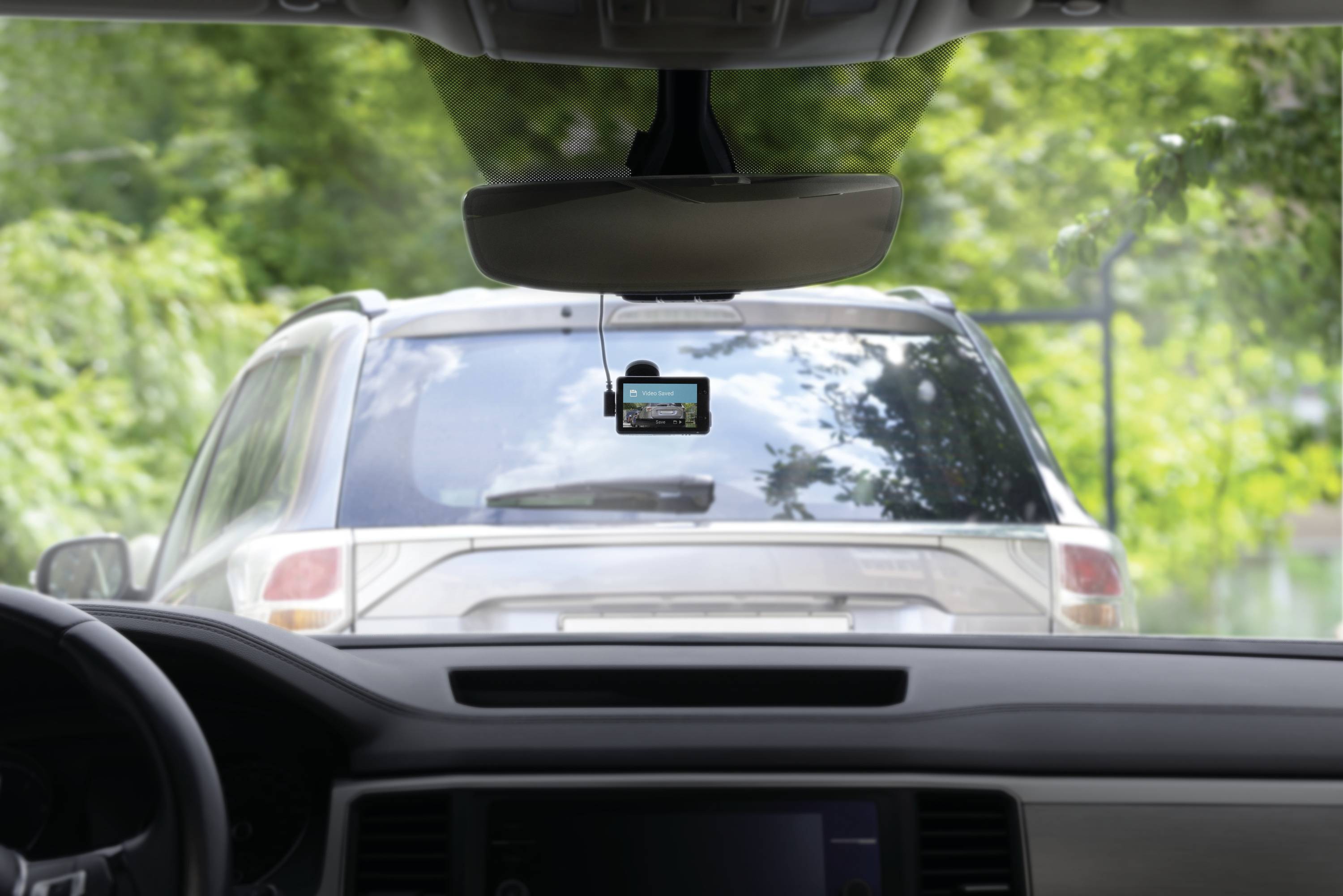 Garmin X310 Dashcam mit GPS Akku, Auffahrwarner, Display, Fahrspurassistent, G-Sensor, GPS mit Radarerkennung, Mikrofon, WLAN